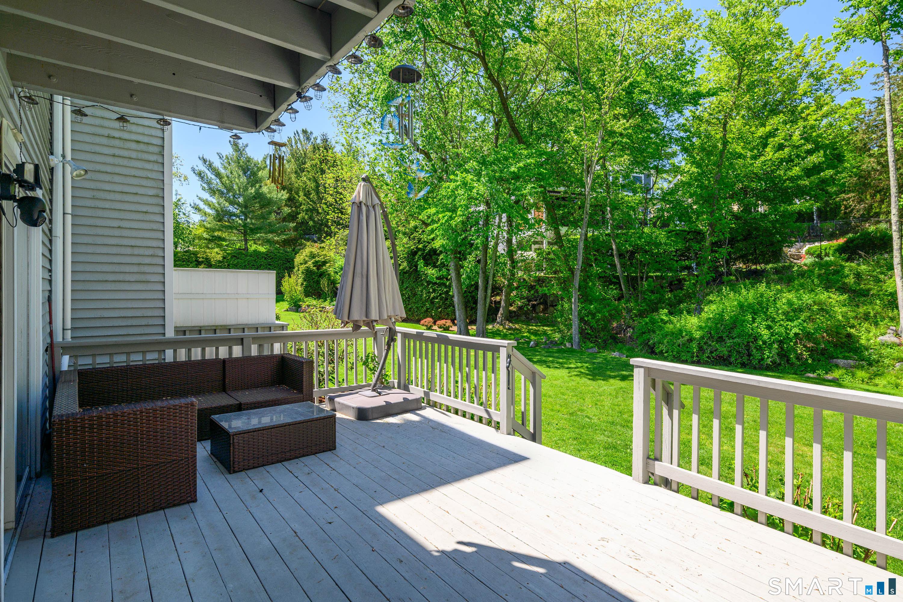 Greenwich, Connecticut, 06807, United States, 2 Bedrooms Bedrooms, ,4 BathroomsBathrooms,Residential,For Sale,2048631