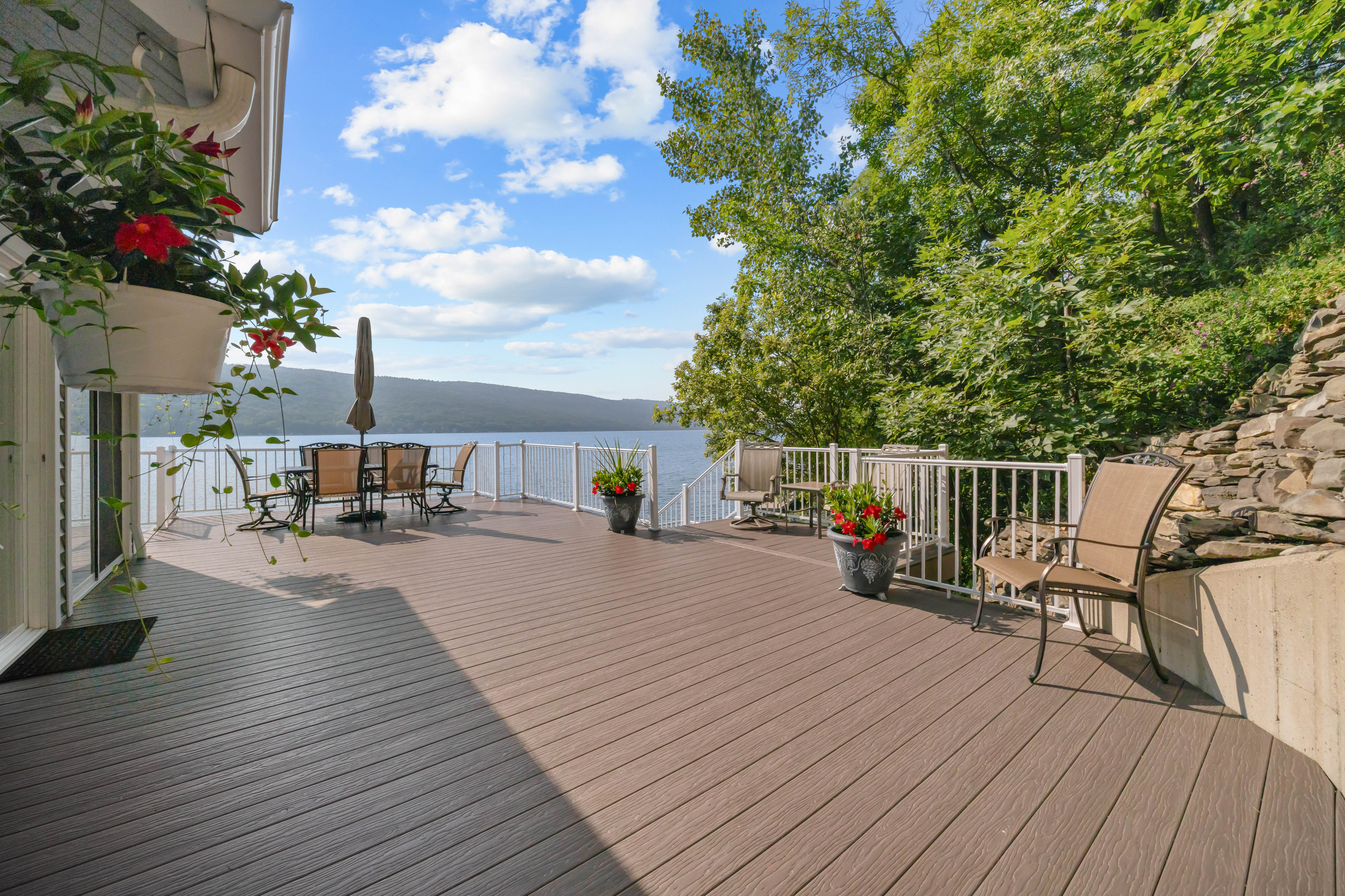 Pulteney, New York, 14874, United States, 3 Bedrooms Bedrooms, ,3 BathroomsBathrooms,Residential,For Sale,1904539