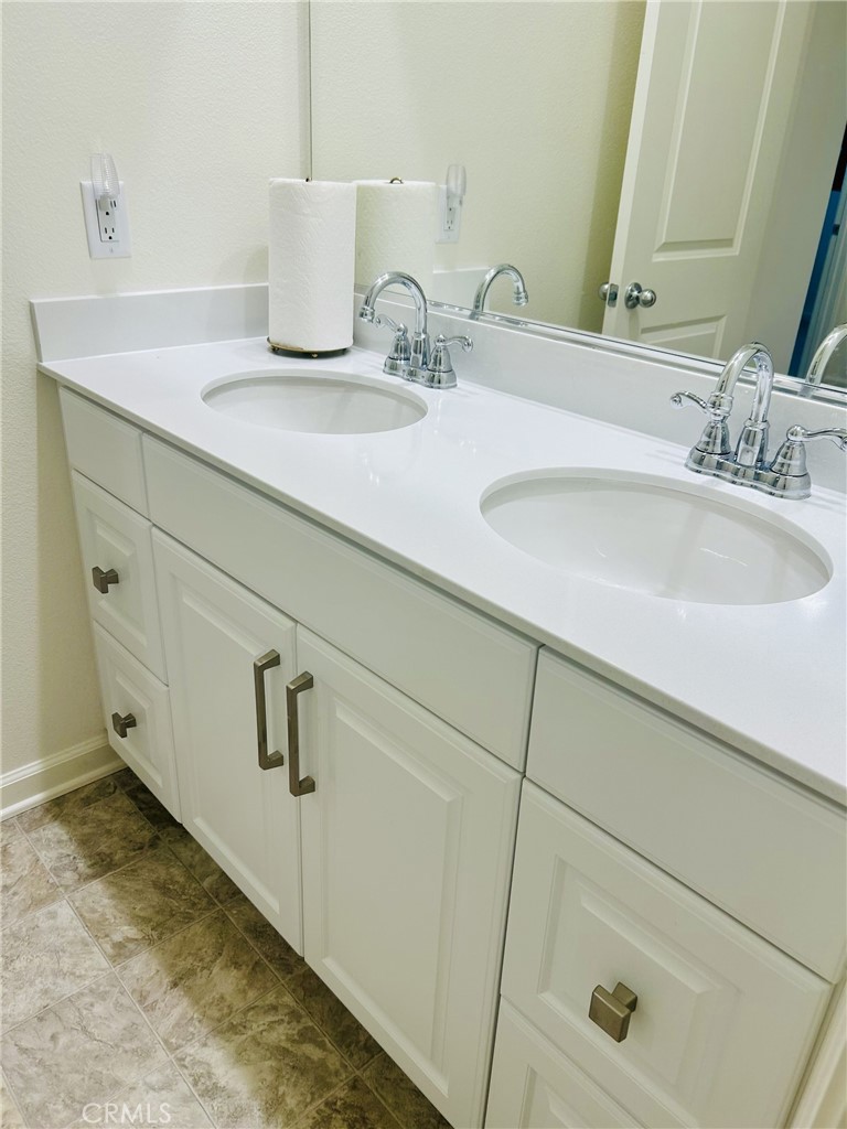 Wildomar, California, 92595, United States, 3 Bedrooms Bedrooms, ,2 BathroomsBathrooms,Residential,For Sale,1793849