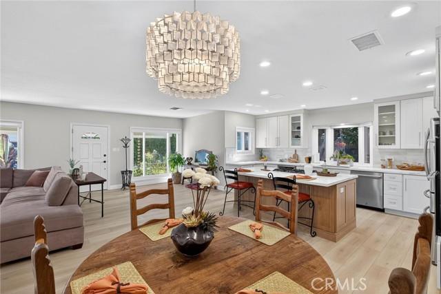 Inglewood, California, 90304, United States, 3 Bedrooms Bedrooms, ,2 BathroomsBathrooms,Residential,For Sale,1943896