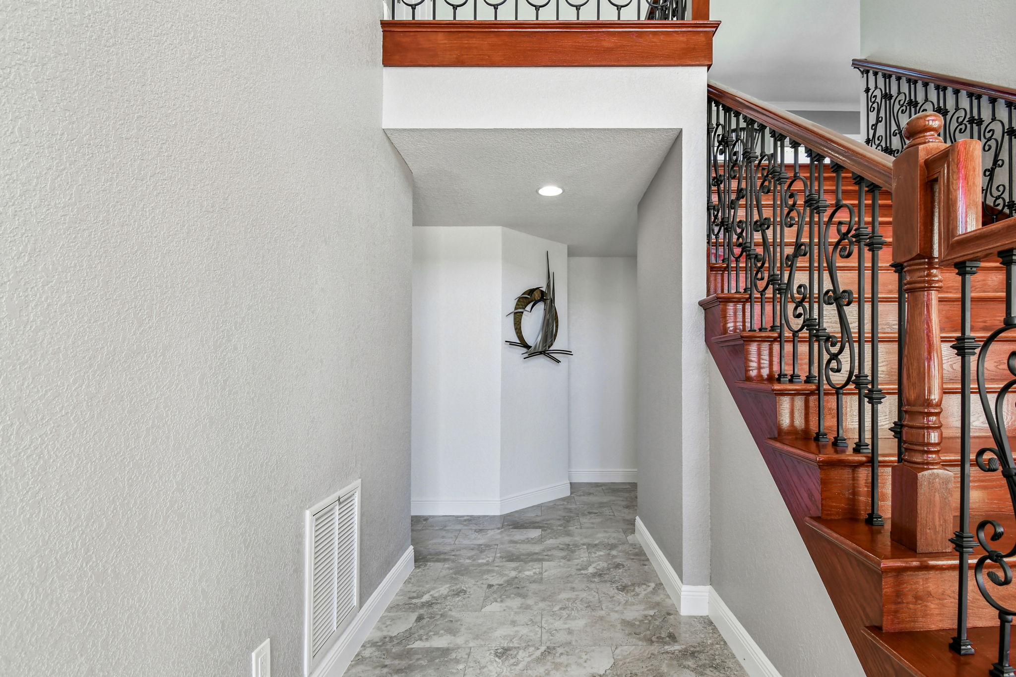 Madeira Beach, Florida, 33708, United States, 6 Bedrooms Bedrooms, ,6 BathroomsBathrooms,Residential,For Sale,1975666