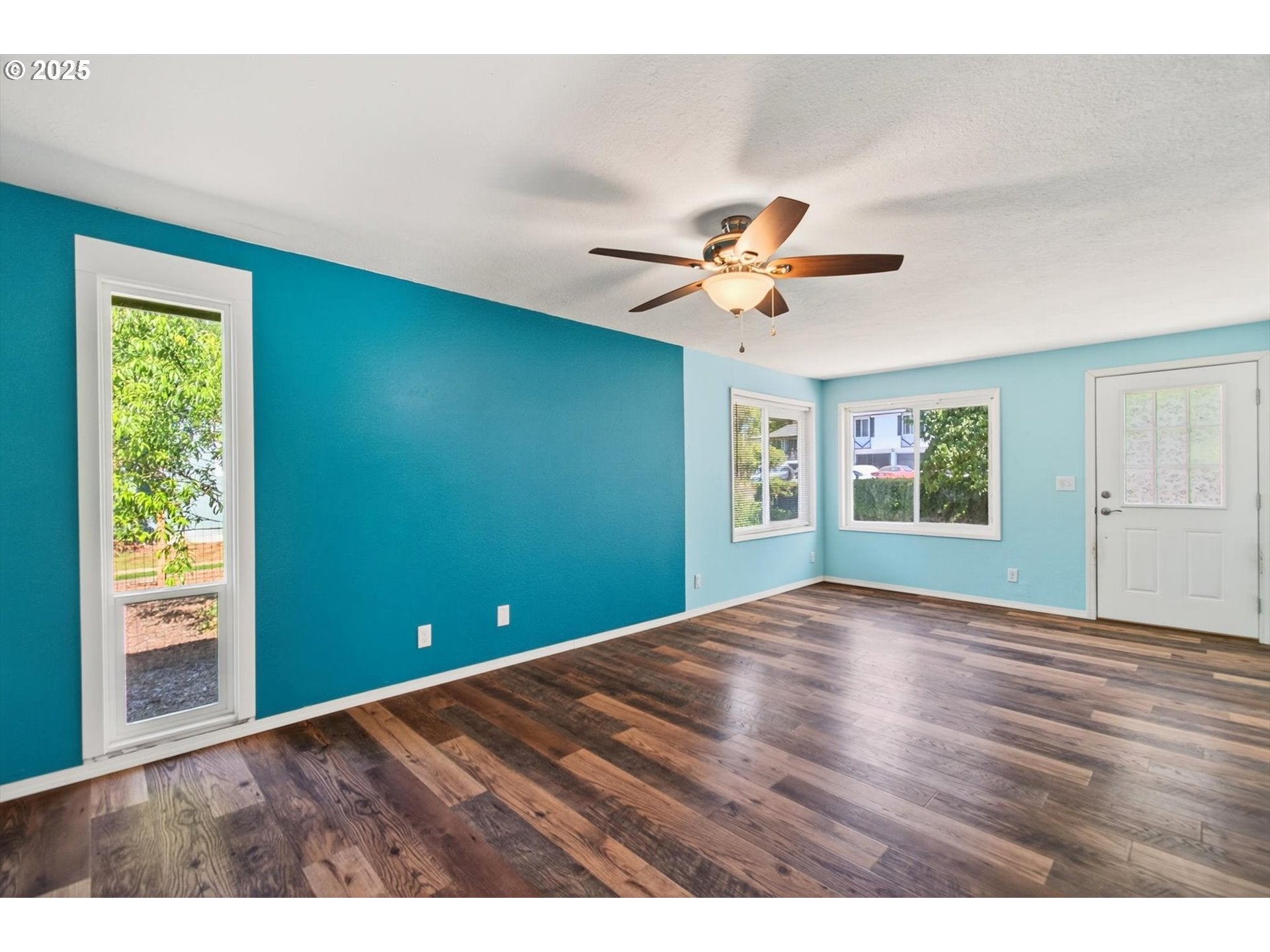 BattleGround, Washington, 98604, United States, 3 Bedrooms Bedrooms, ,2 BathroomsBathrooms,Residential,For Sale,1937806