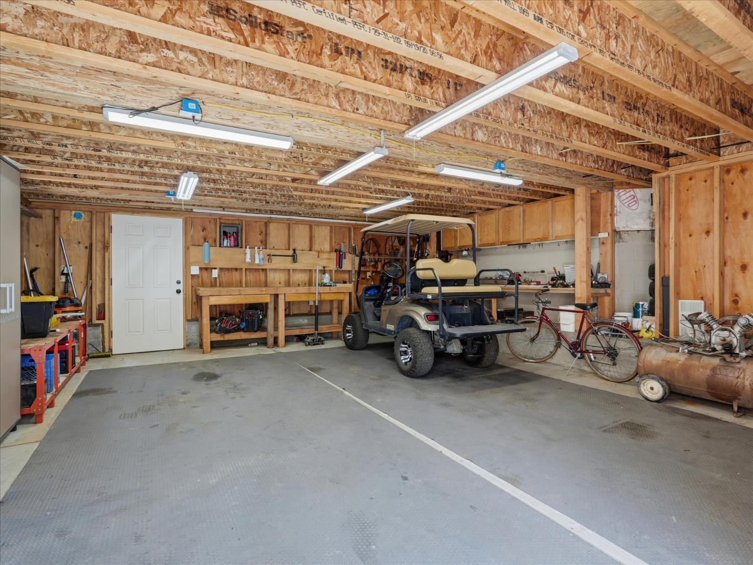 Bass Lake, California, 93604, United States, 3 Bedrooms Bedrooms, ,3 BathroomsBathrooms,Residential,For Sale,2049095