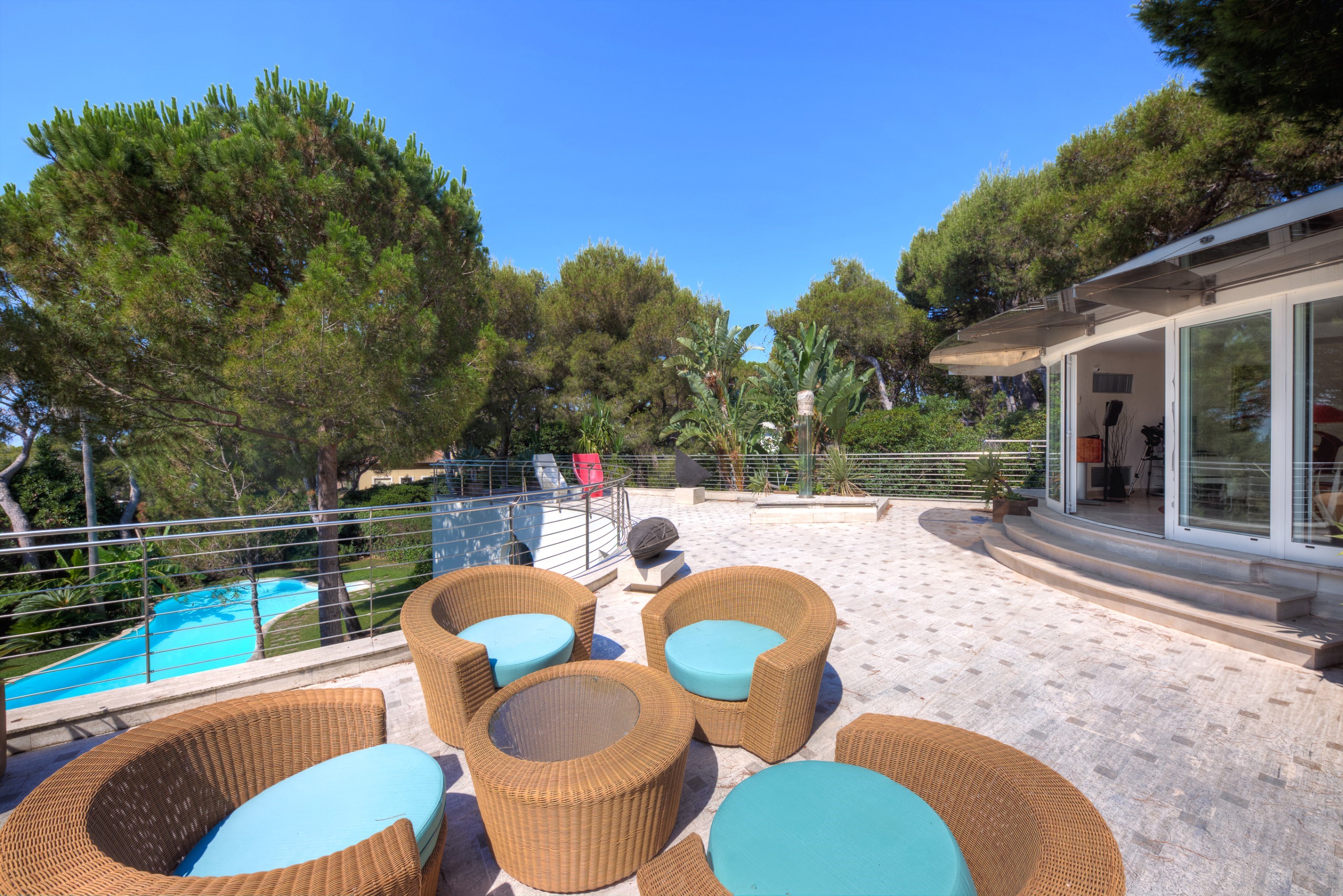  Saint-Jean-Cap-Ferrat contemporary villa with pool, 4 bedrooms and sea glimpse … - 物件實景