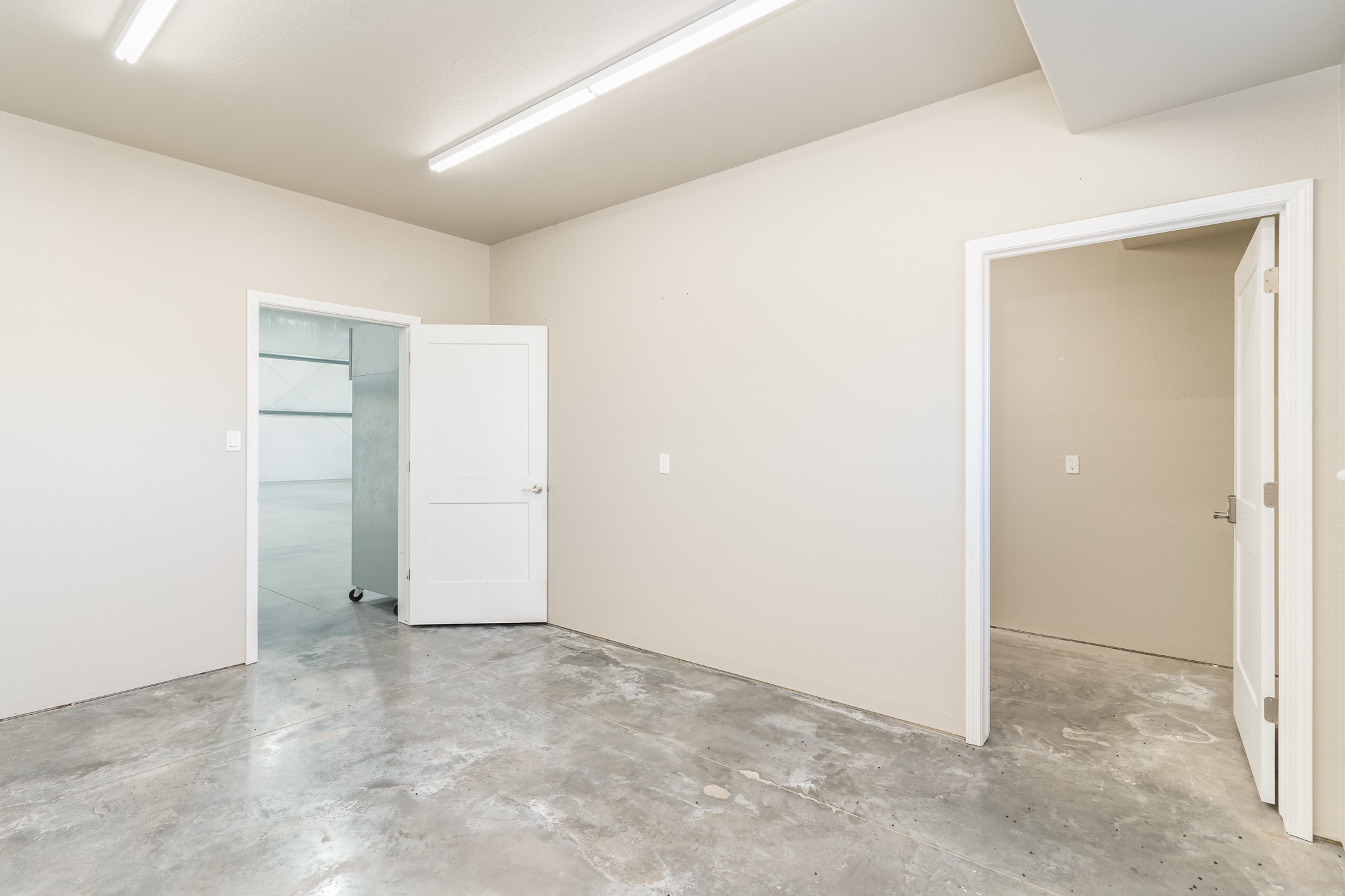 Aztec, New Mexico, 87410, United States, ,2 BathroomsBathrooms,Residential,For Sale,1980456