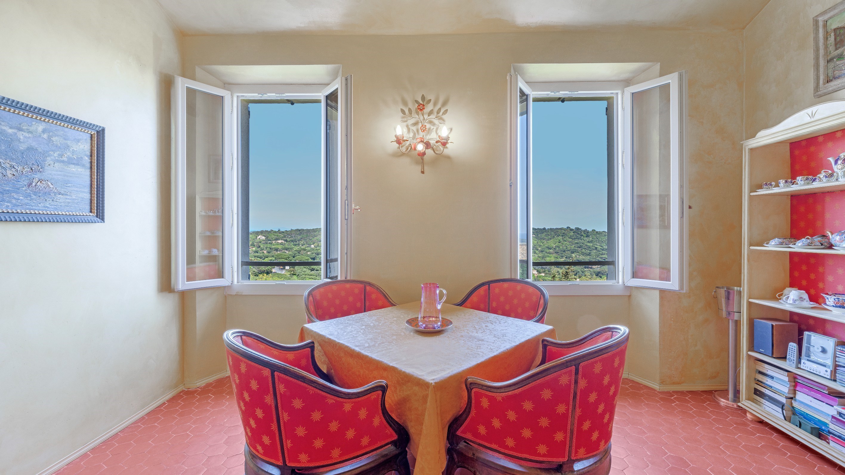  Top floor duplex apartment with sea view, 3 bedrooms, heart of Ramatuelle villa… - 物件實景