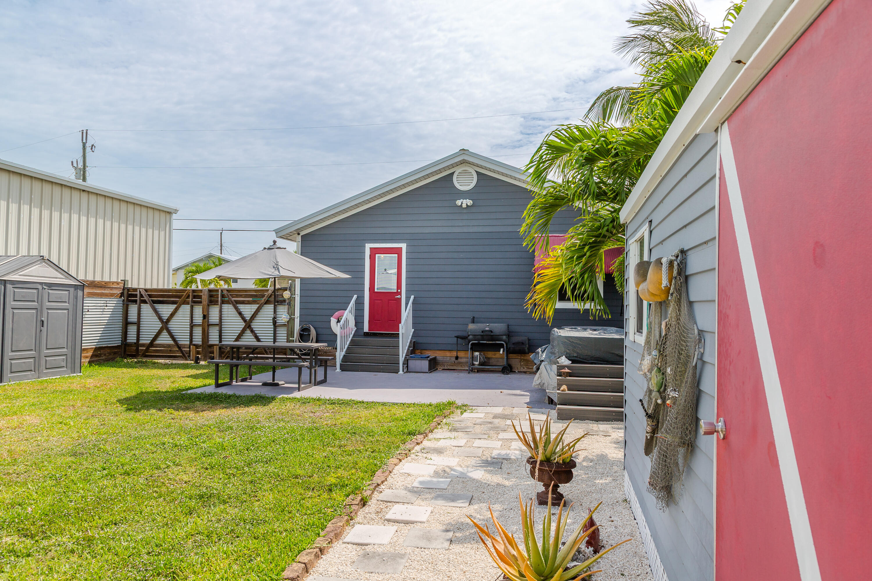 MARATHON, Florida, 33050, United States, 2 Bedrooms Bedrooms, ,1 BathroomBathrooms,Residential,For Sale,1771071
