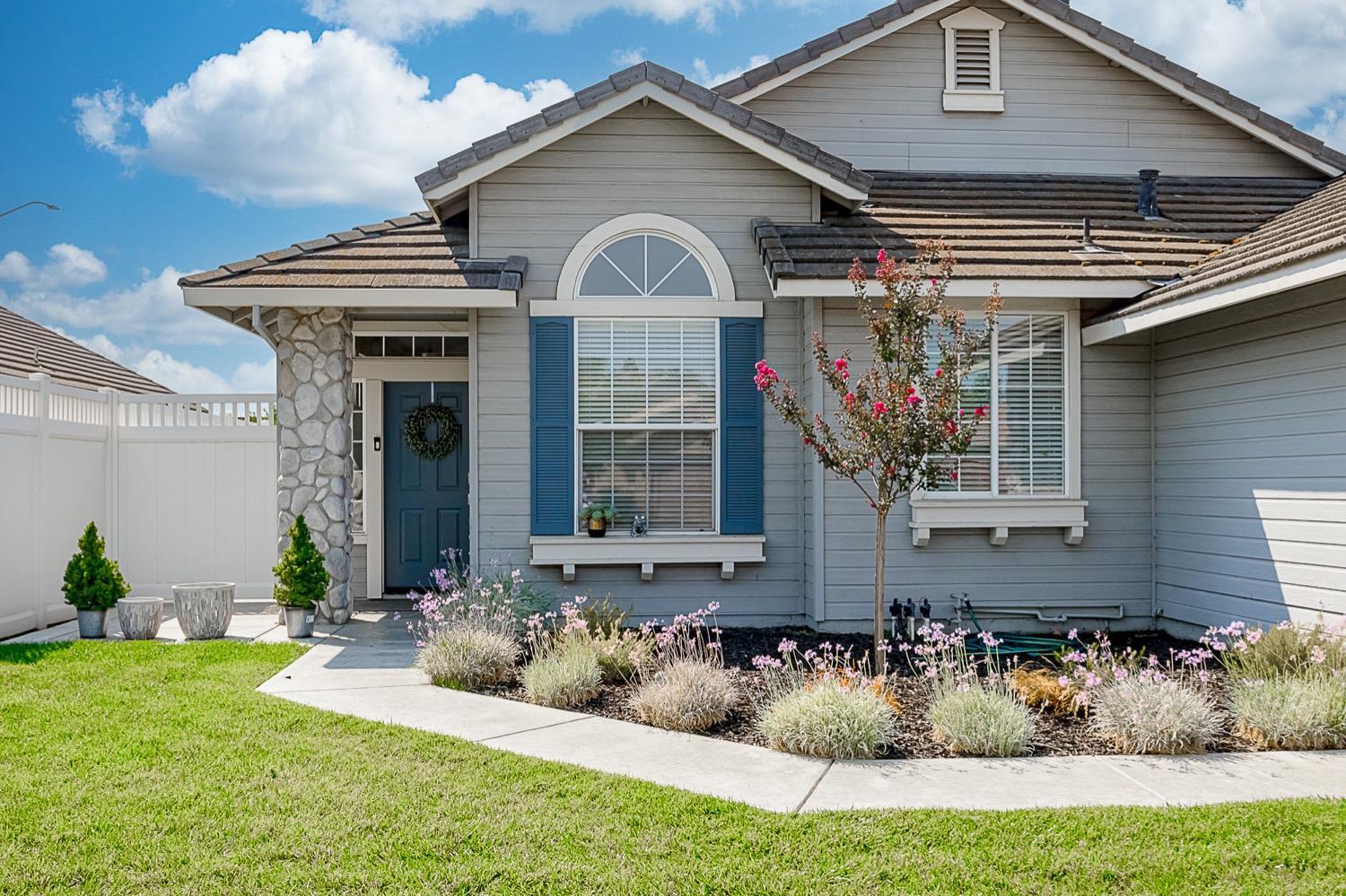 Manteca, California, 95337, United States, 3 Bedrooms Bedrooms, ,2 BathroomsBathrooms,Residential,For Sale,1974527