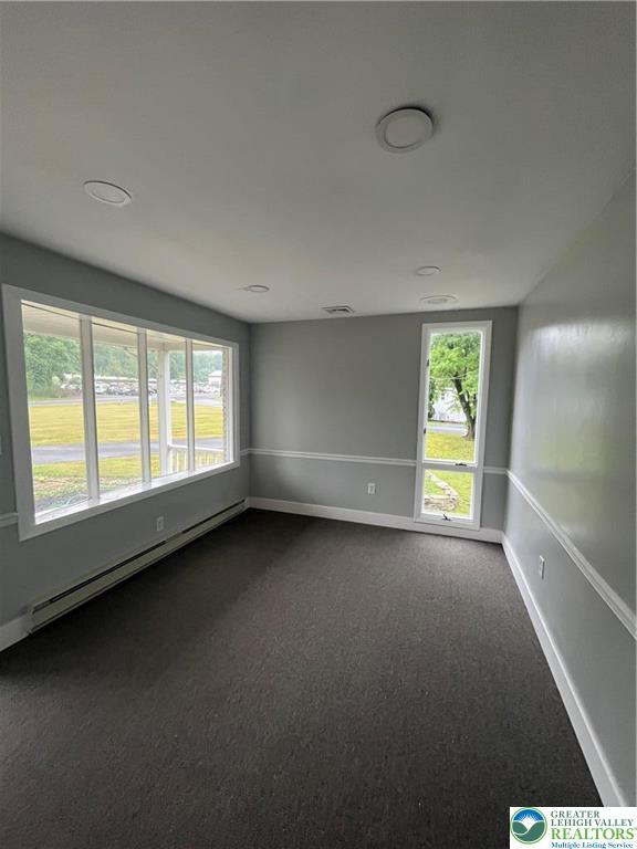 Plainfield Twp, Pennsylvania, 18072, United States, 4 Bedrooms Bedrooms, ,5 BathroomsBathrooms,Residential,For Sale,1960532