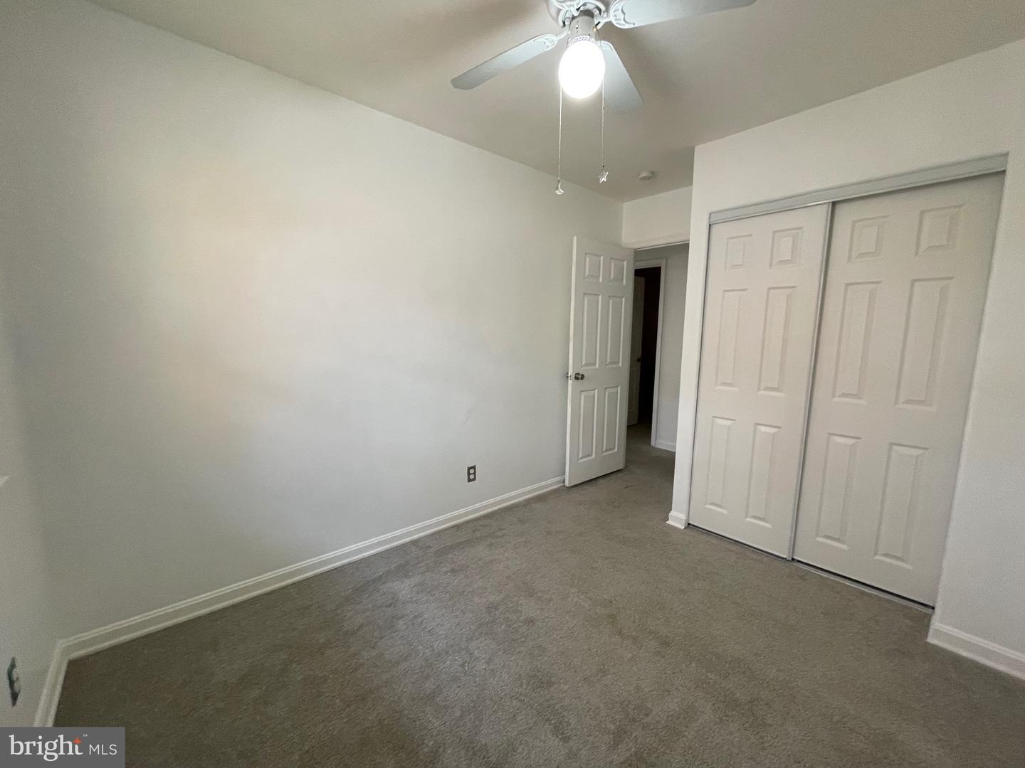 Centreville, Virginia, 20120, United States, 3 Bedrooms Bedrooms, ,2 BathroomsBathrooms,Residential,For Sale,1988924