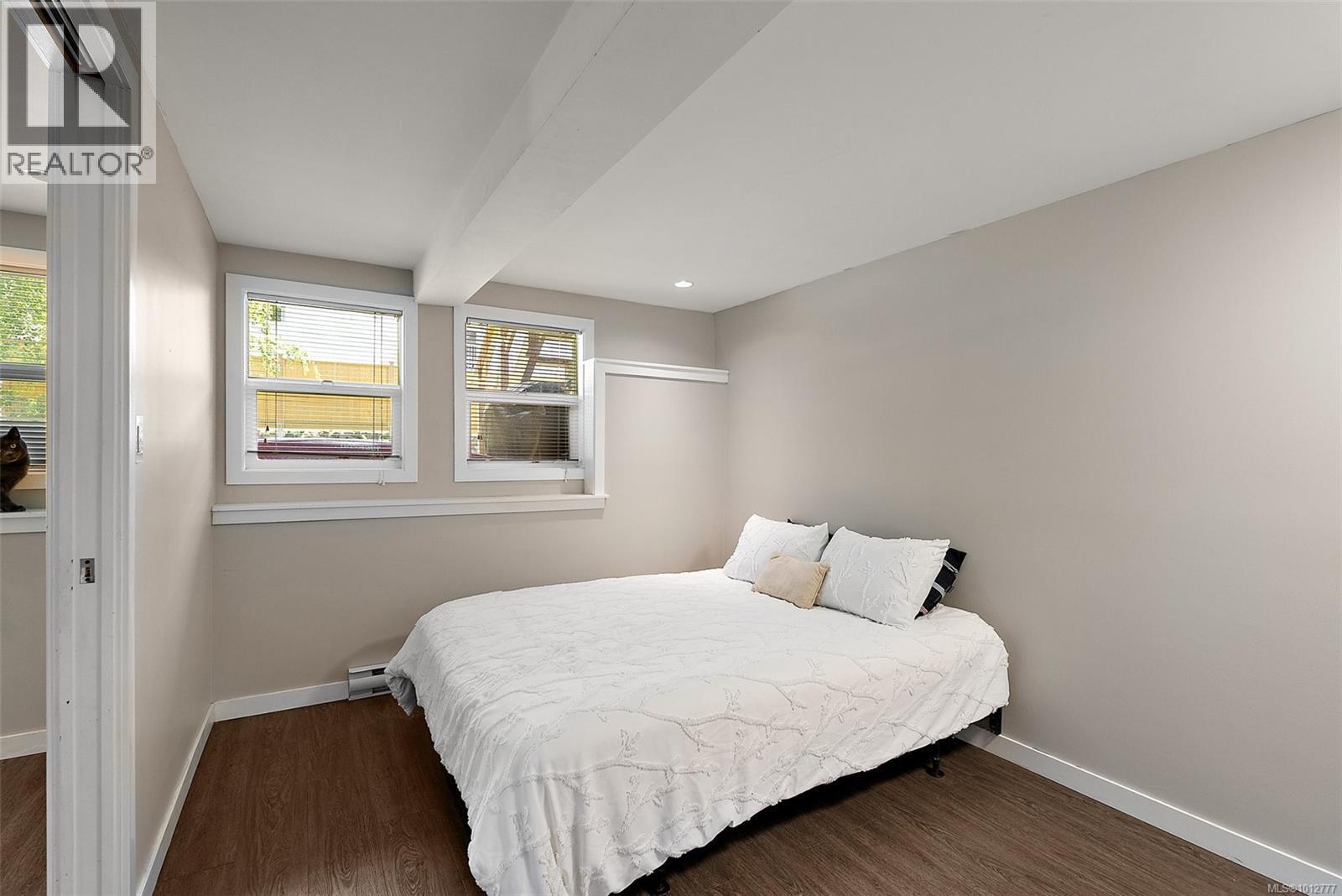 VIEW ROYAL, British Columbia, V9B 6N7, CA, 5 Bedrooms Bedrooms, ,3 BathroomsBathrooms,Residential,For Sale,1951757