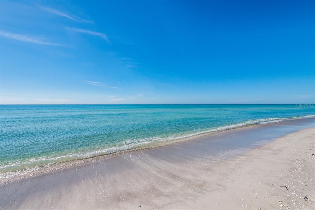 Longboat Key, Florida, 34228, United States, 2 Bedrooms Bedrooms, ,2 BathroomsBathrooms,Residential,For Sale,1991691