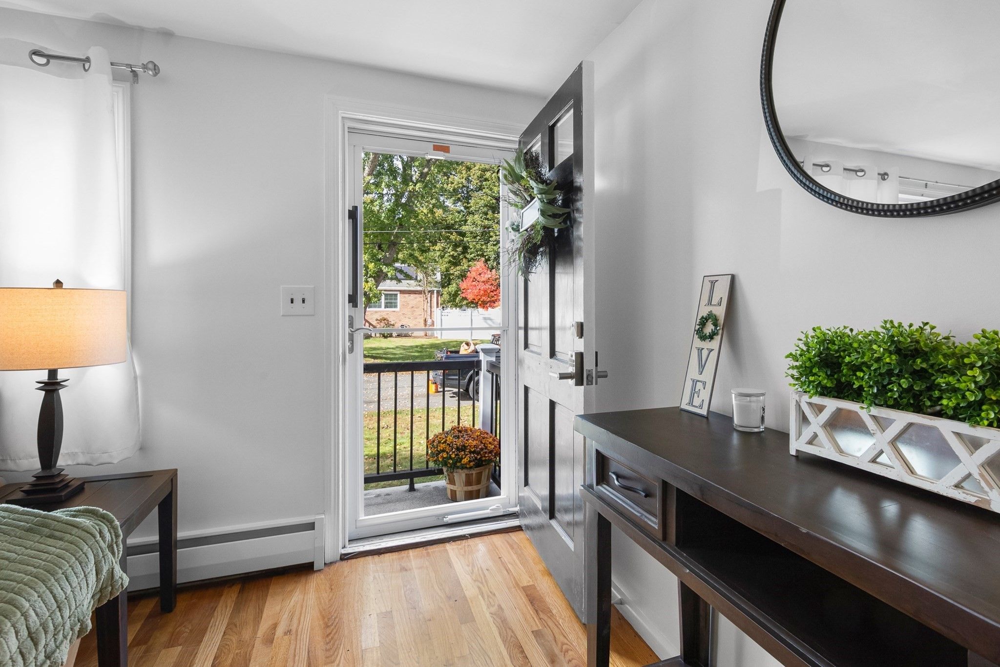  15 Carson, Woburn, MA, 01801 - 物件實景
