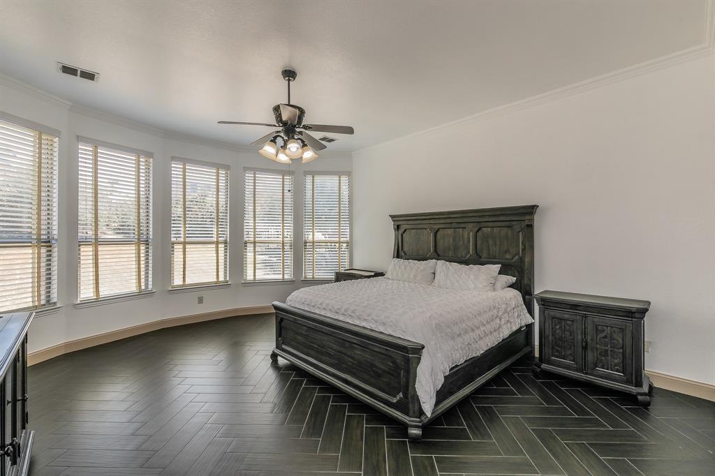 Fort Worth, Texas, 76179, United States, 5 Bedrooms Bedrooms, ,3 BathroomsBathrooms,Residential,For Sale,1915477