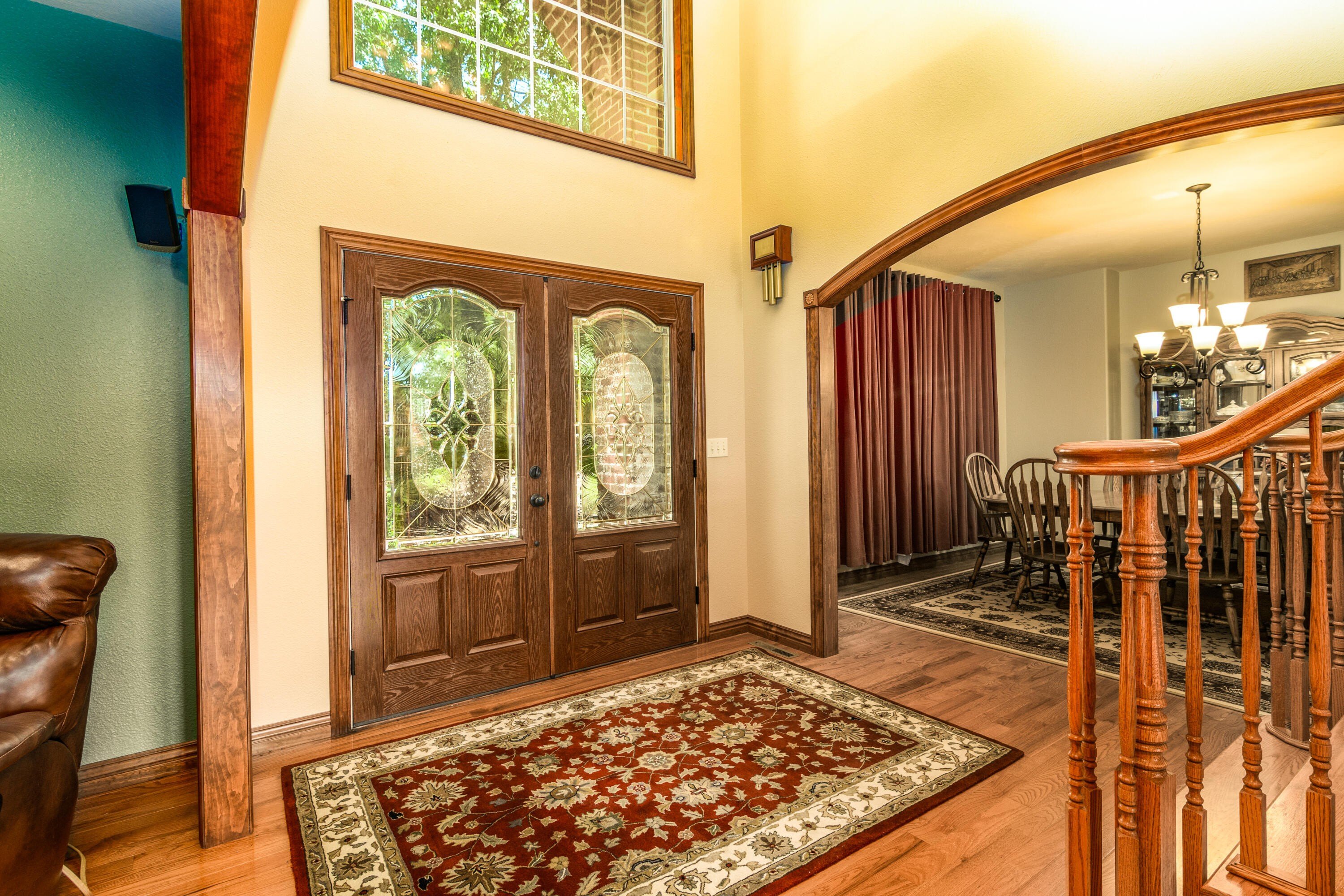 Walnut Shade, Missouri, 65771, United States, 6 Bedrooms Bedrooms, ,5 BathroomsBathrooms,Residential,For Sale,1975828