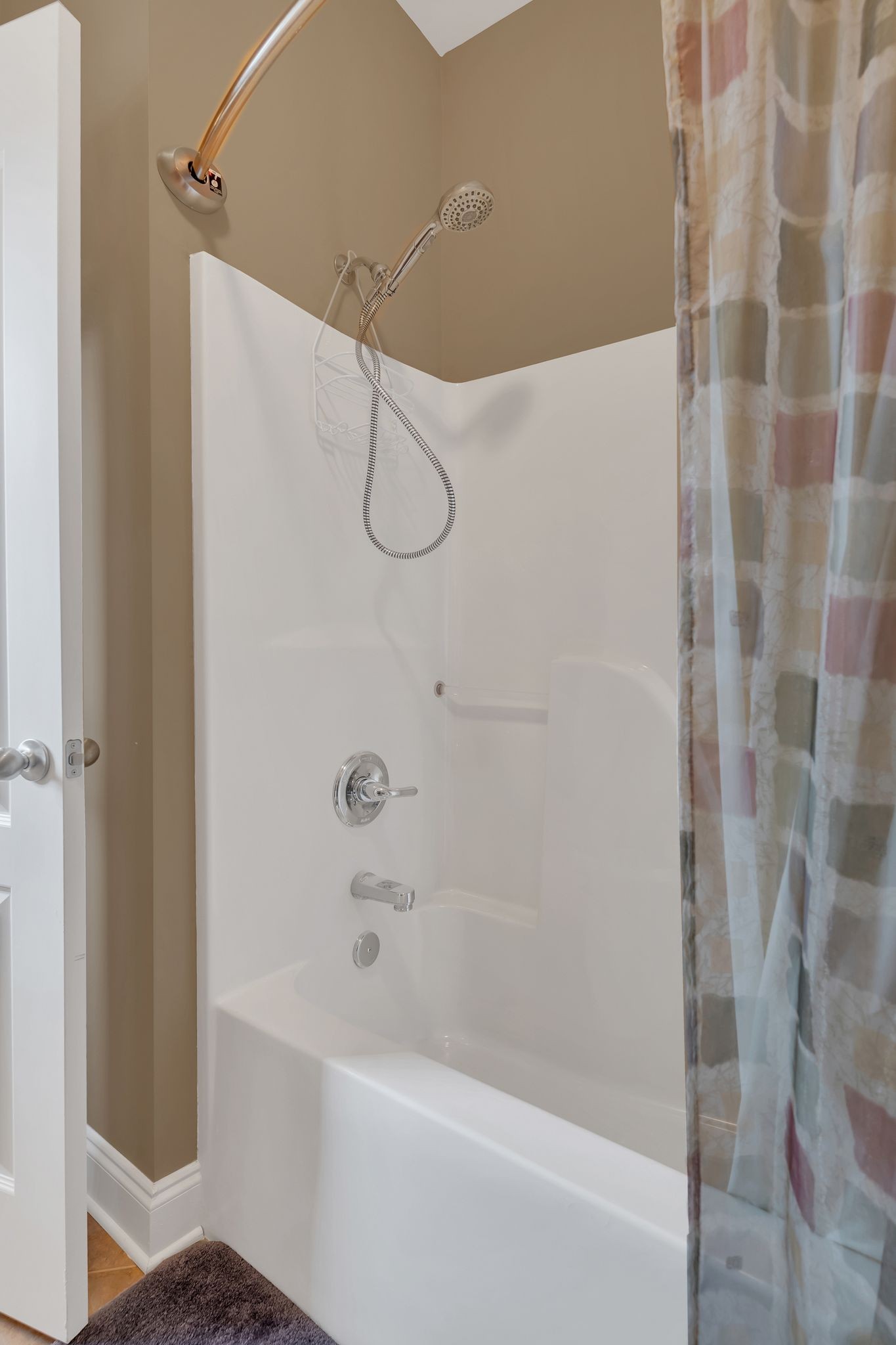 Goodlettsville, Tennessee, 37072, United States, 4 Bedrooms Bedrooms, ,4 BathroomsBathrooms,Residential,For Sale,2001545