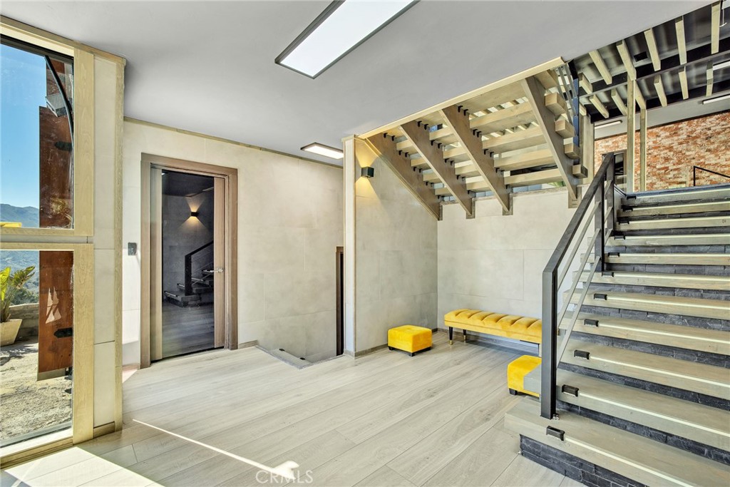 Calabasas, California, 91302, United States, 5 Bedrooms Bedrooms, ,3 BathroomsBathrooms,Residential,For Sale,1742769