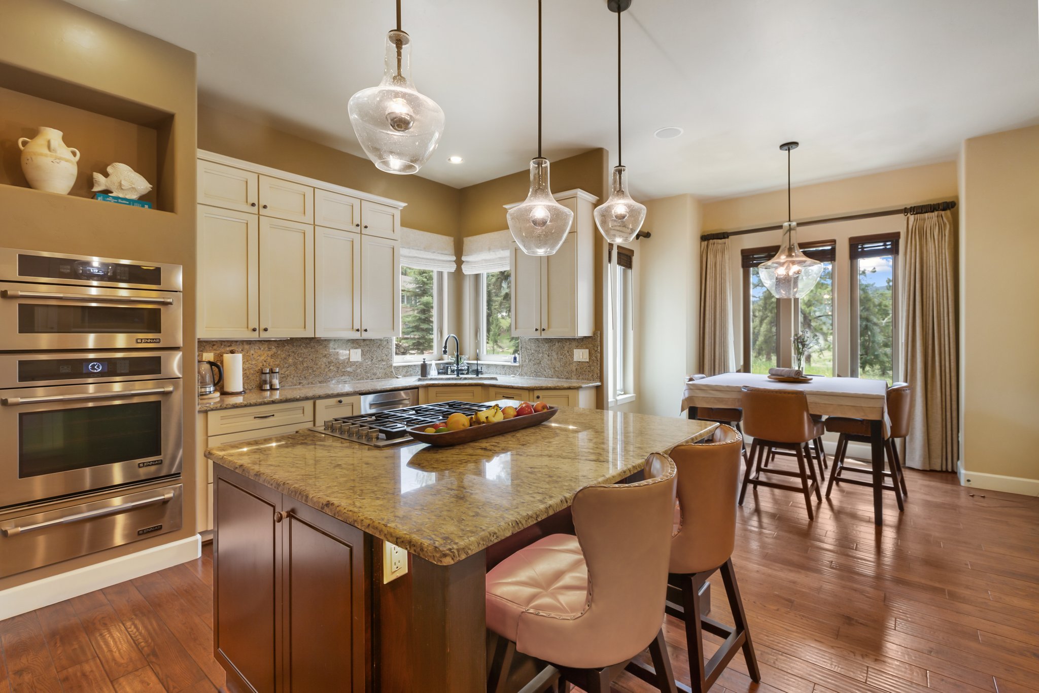 Woodland Park, Colorado, 80863, United States, 4 Bedrooms Bedrooms, ,4 BathroomsBathrooms,Residential,For Sale,1908296