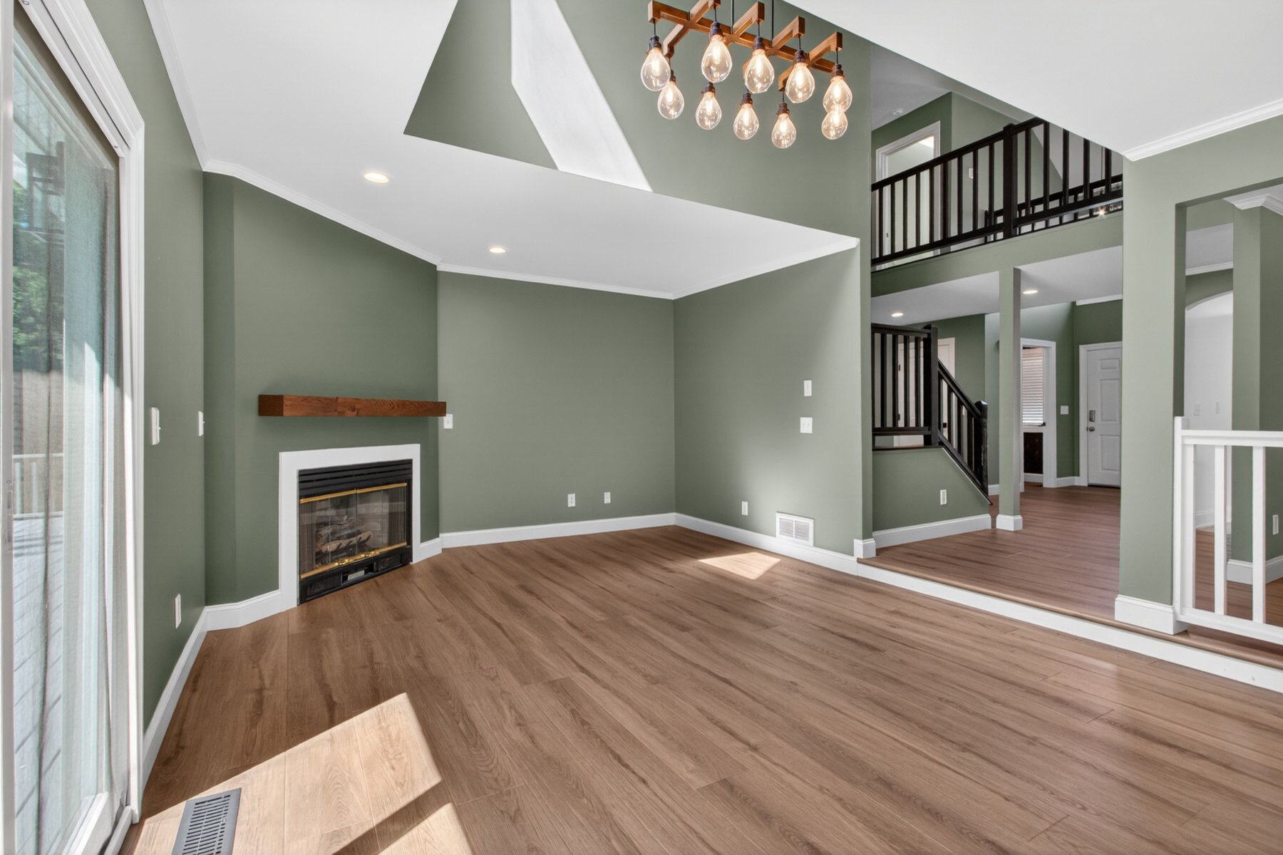  18609 Broadfield Drive - 物件實景