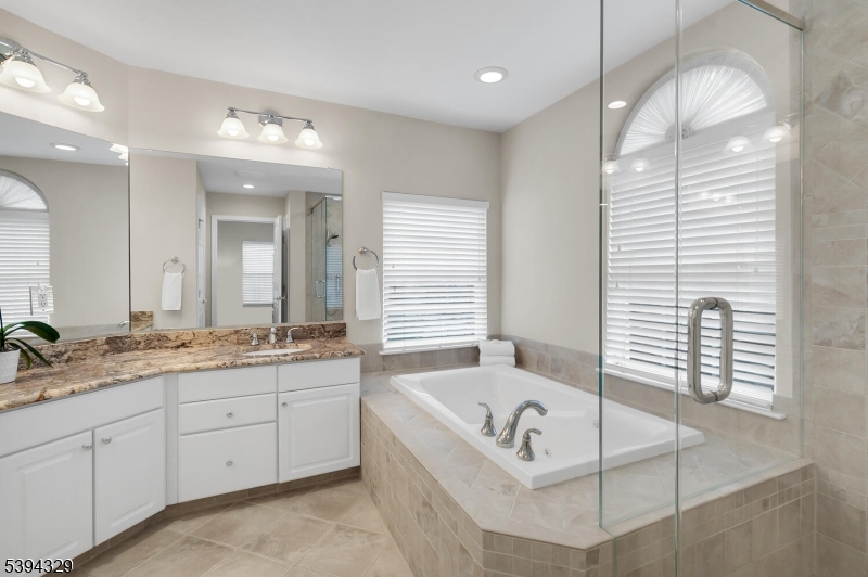 Bernards Twp., New Jersey, 07920, United States, 5 Bedrooms Bedrooms, ,3 BathroomsBathrooms,Residential,For Sale,1992949