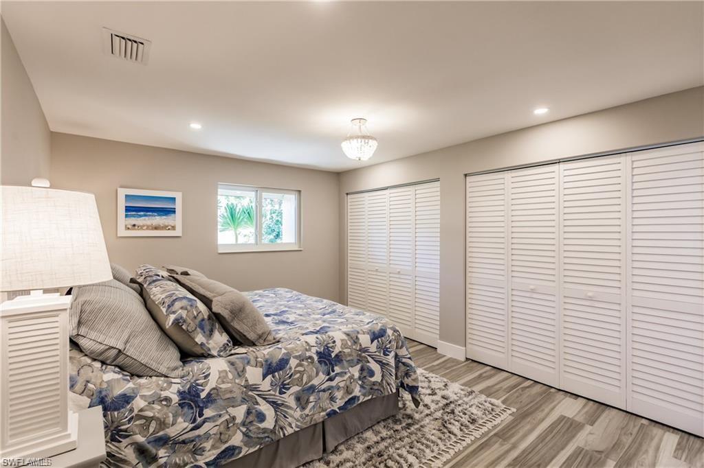 NAPLES, Florida, 34102, United States, 2 Bedrooms Bedrooms, ,2 BathroomsBathrooms,Residential,For Sale,1981542