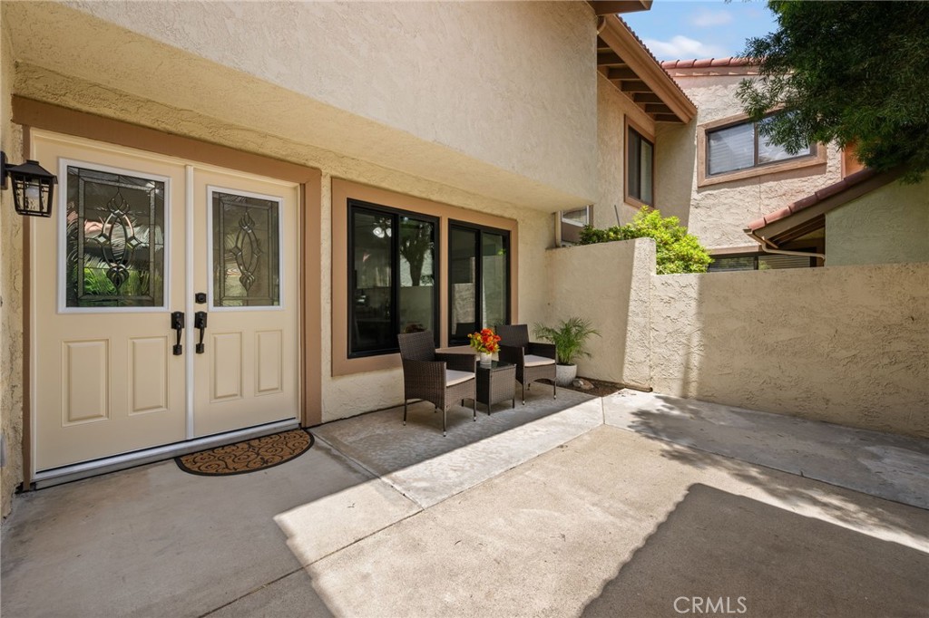 Huntington Beach, California, 92646, United States, 4 Bedrooms Bedrooms, ,3 BathroomsBathrooms,Residential,For Sale,1912576
