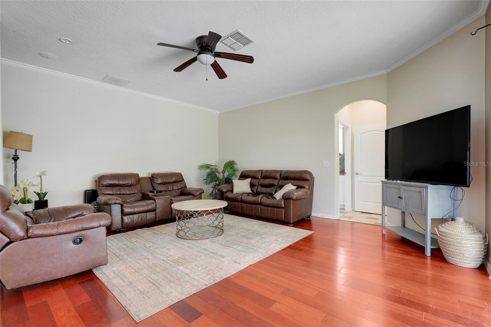 APOPKA, Florida, 32712, United States, 4 Bedrooms Bedrooms, ,3 BathroomsBathrooms,Residential,For Sale,1840871