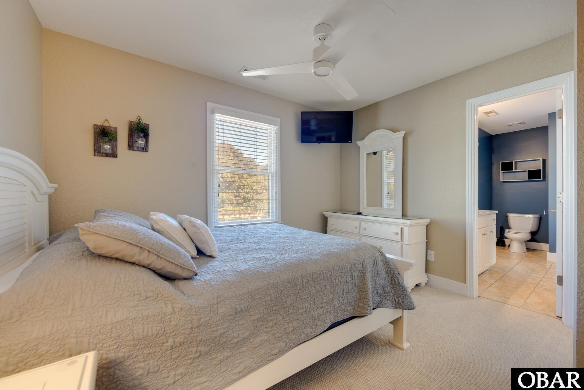 Duck, North Carolina, 27949, United States, 6 Bedrooms Bedrooms, ,7 BathroomsBathrooms,Residential,For Sale,1994366