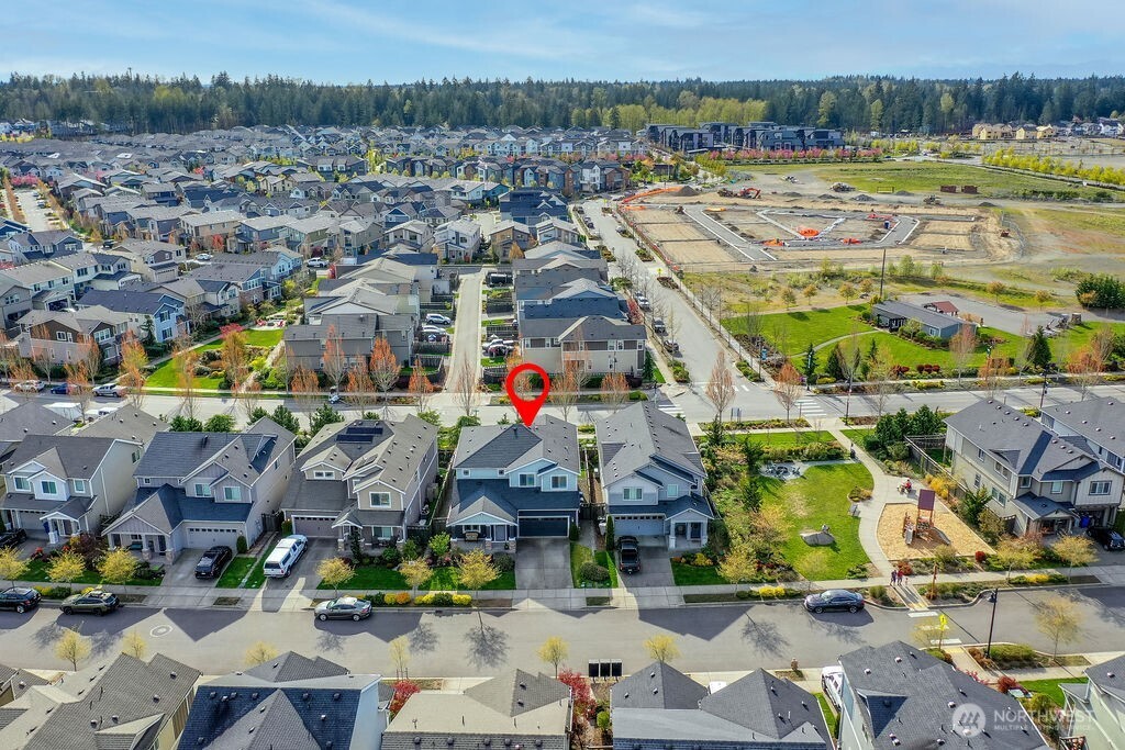 Black Diamond, Washington, 98010, United States, 4 Bedrooms Bedrooms, ,3 BathroomsBathrooms,Residential,For Sale,1777574