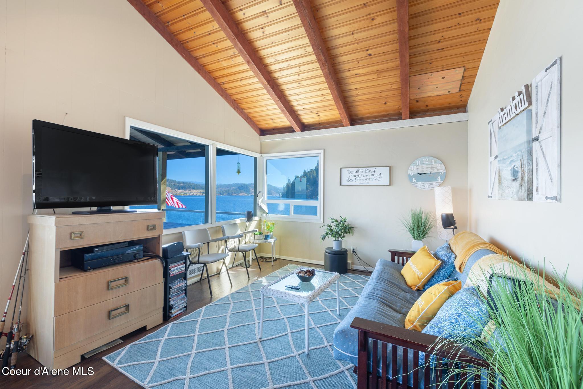 Harrison, Idaho, 83833, United States, 2 Bedrooms Bedrooms, ,Residential,For Sale,1955439