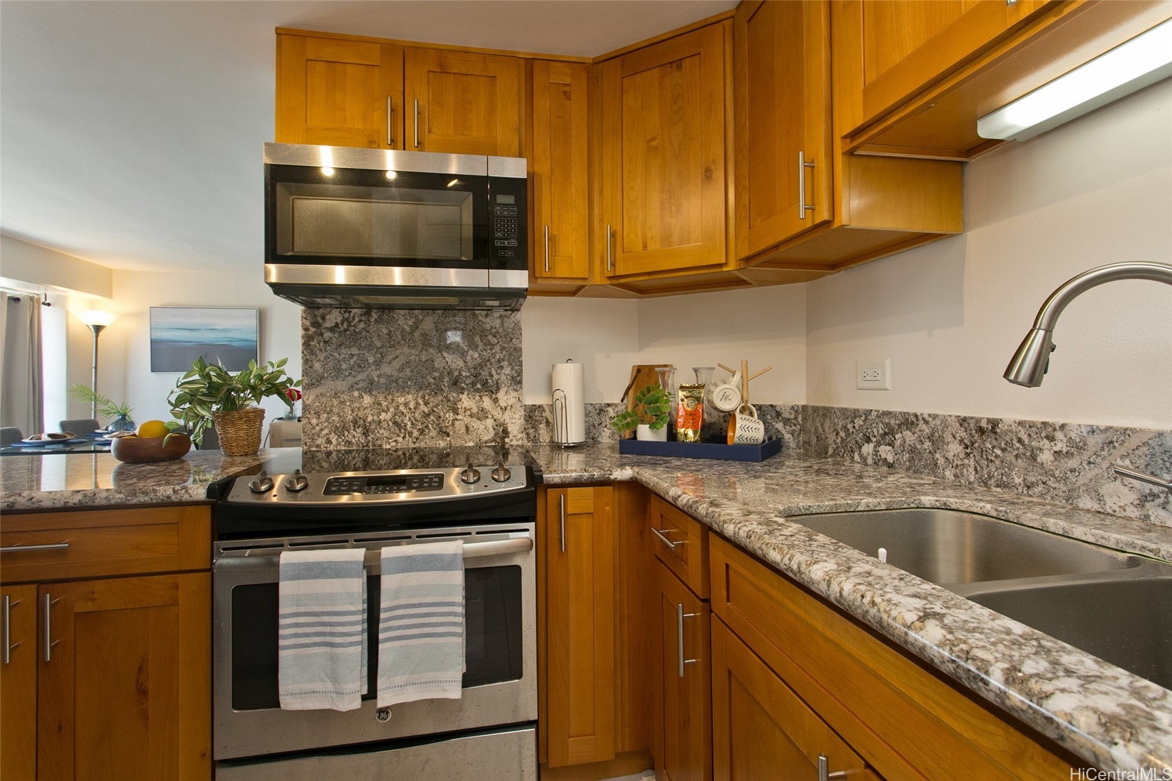 2525 Date Street Unit 3706, Honolulu, Hawaii, 96826, United States, 2 Bedrooms Bedrooms, ,2 BathroomsBathrooms,Residential,For Sale,2525 Date Street Unit 3706,1624943