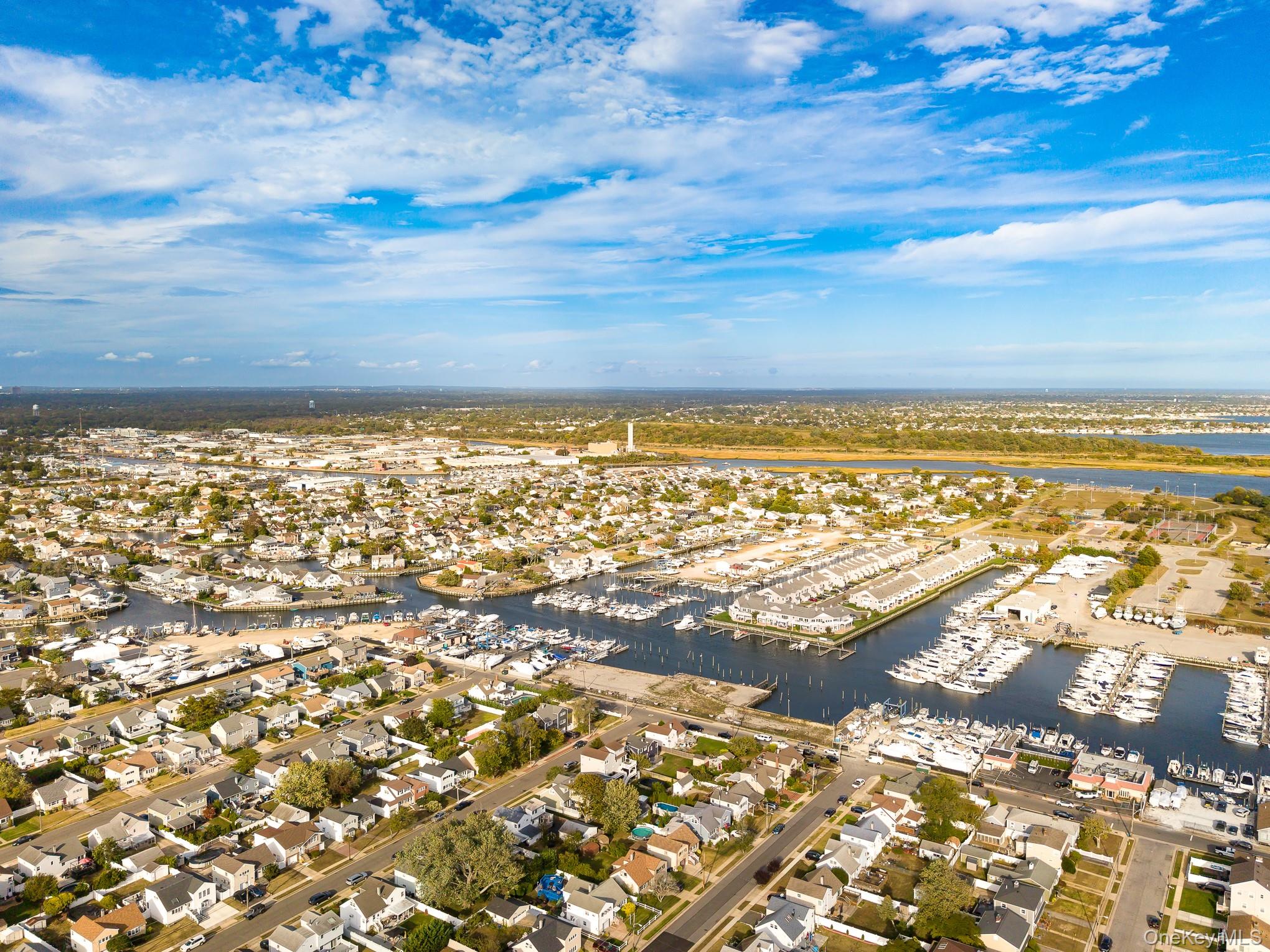 Freeport, New York, 11520, United States, 5 Bedrooms Bedrooms, ,3 BathroomsBathrooms,Residential,For Sale,1977897