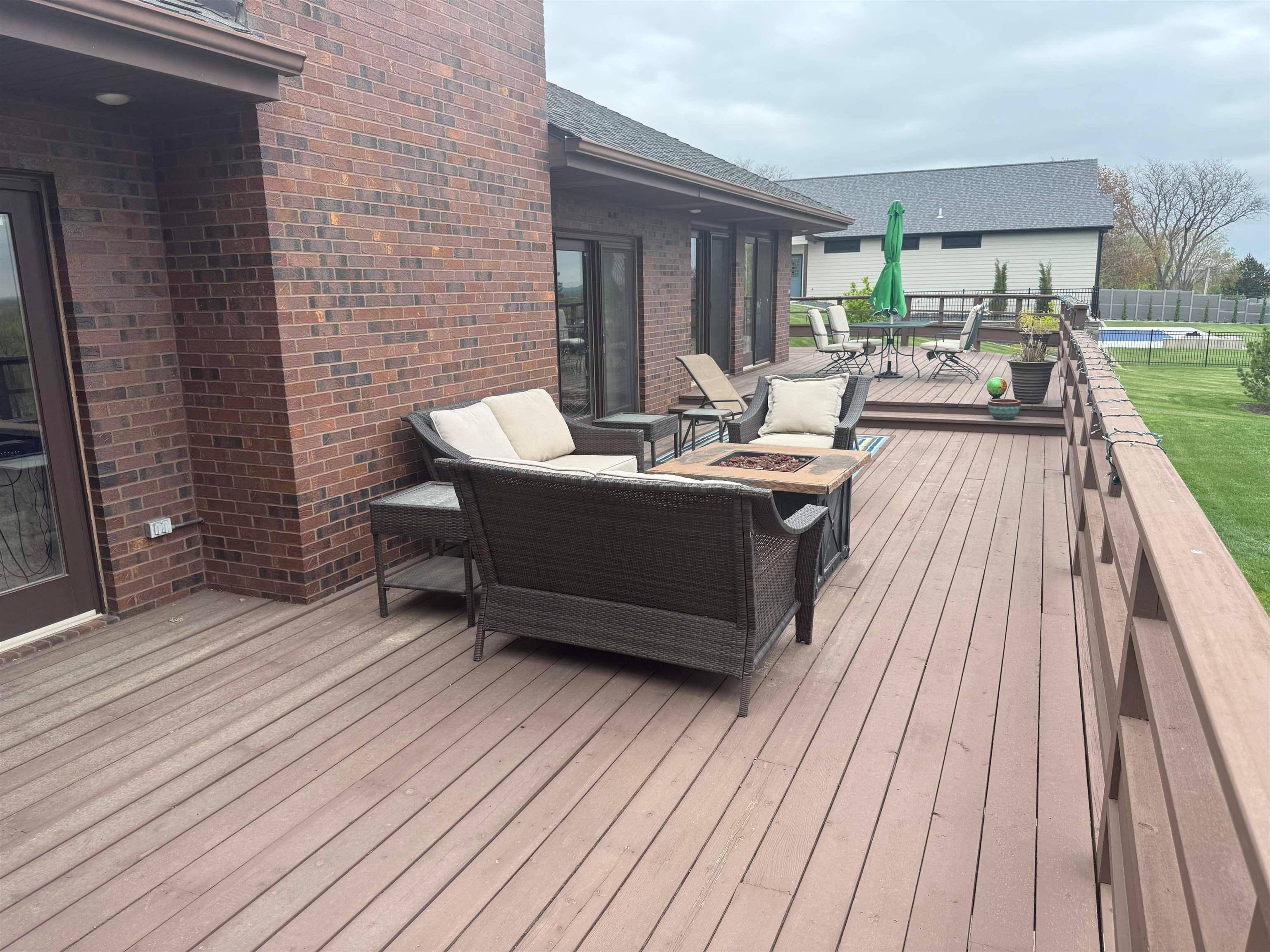 Norfolk, Nebraska, 68701-000, United States, 4 Bedrooms Bedrooms, ,3 BathroomsBathrooms,Residential,For Sale,1792775