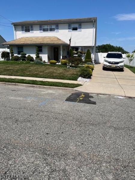 1216 - Perth Amboy, New Jersey, 08861, United States, 4 Bedrooms Bedrooms, ,4 BathroomsBathrooms,Residential,For Sale,1983112