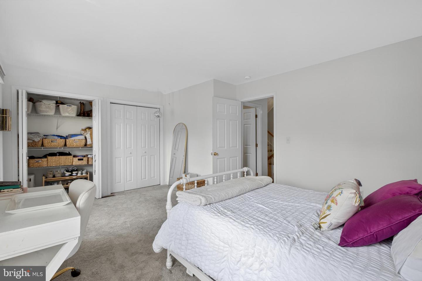 WILMINGTON, Delaware, 19806, United States, 4 Bedrooms Bedrooms, ,4 BathroomsBathrooms,Residential,For Sale,2048566