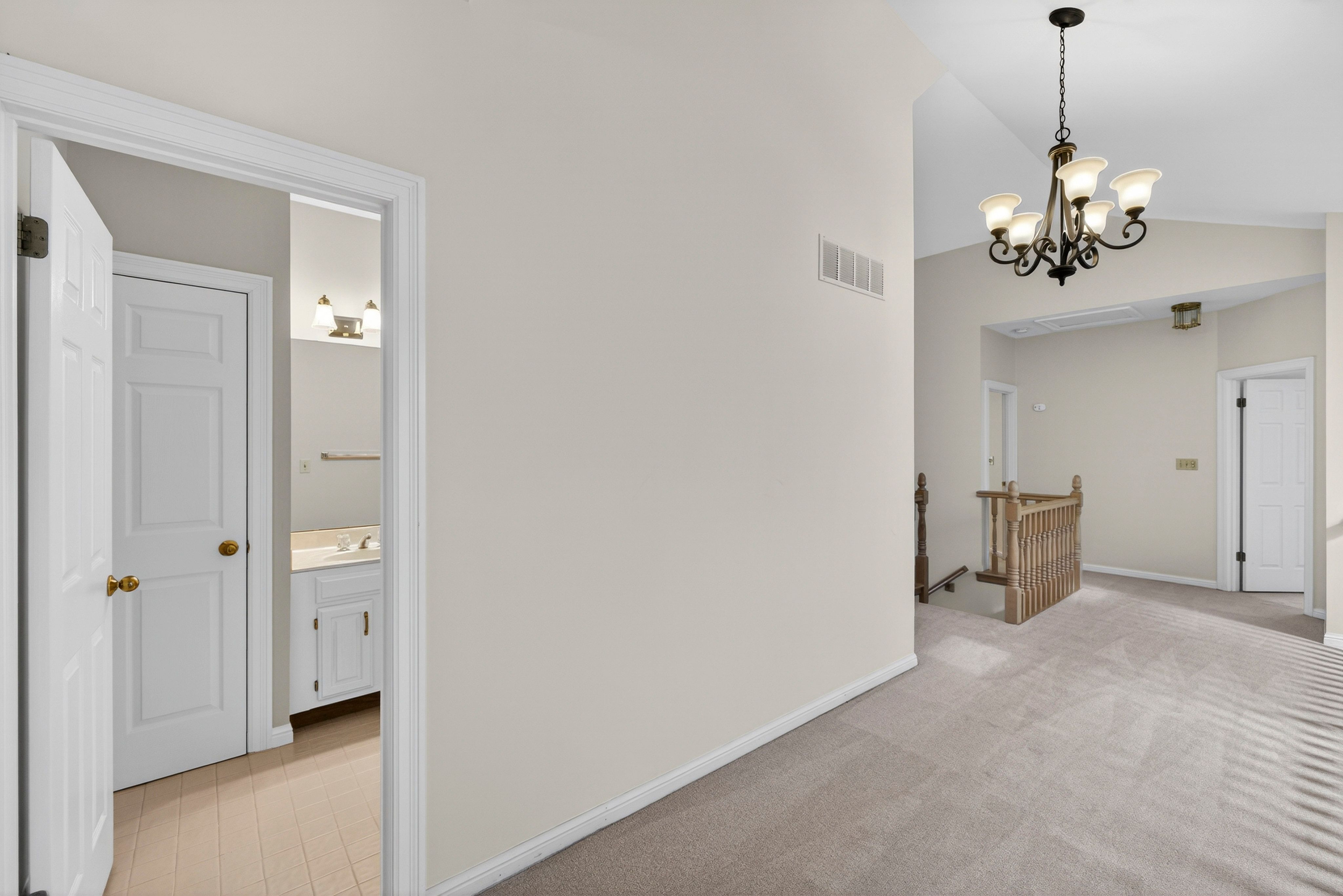  Tucked within the serene, tree-lined enclave of The Forest Subdivision - 物件實景