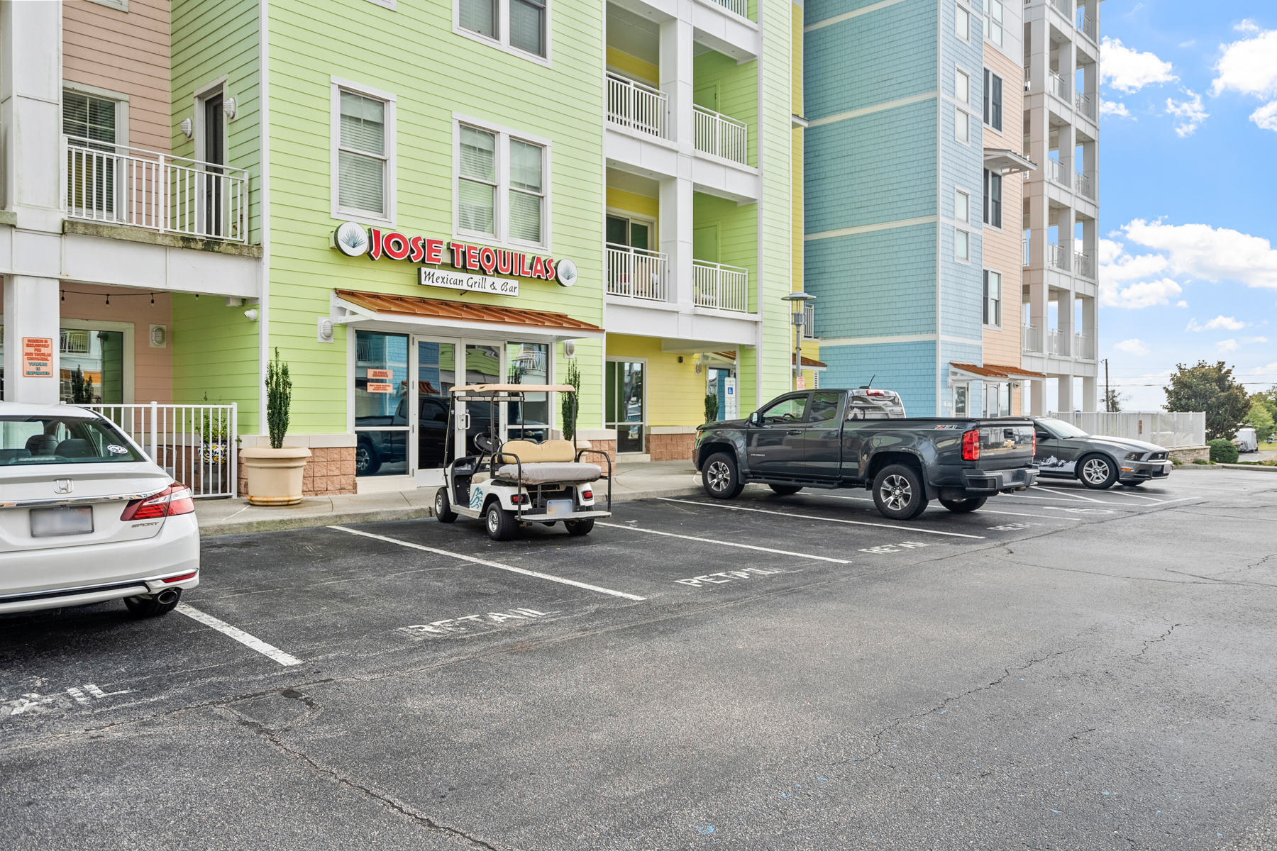  3738 Sandpiper Road, Virginia Beach, VA 23456 - 物件實景