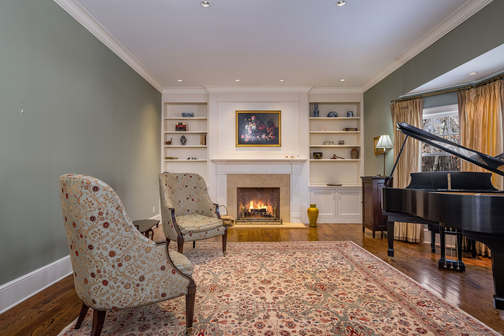 Guilford, Connecticut, 06437, United States, 5 Bedrooms Bedrooms, ,8 BathroomsBathrooms,Residential,For Sale,1903755