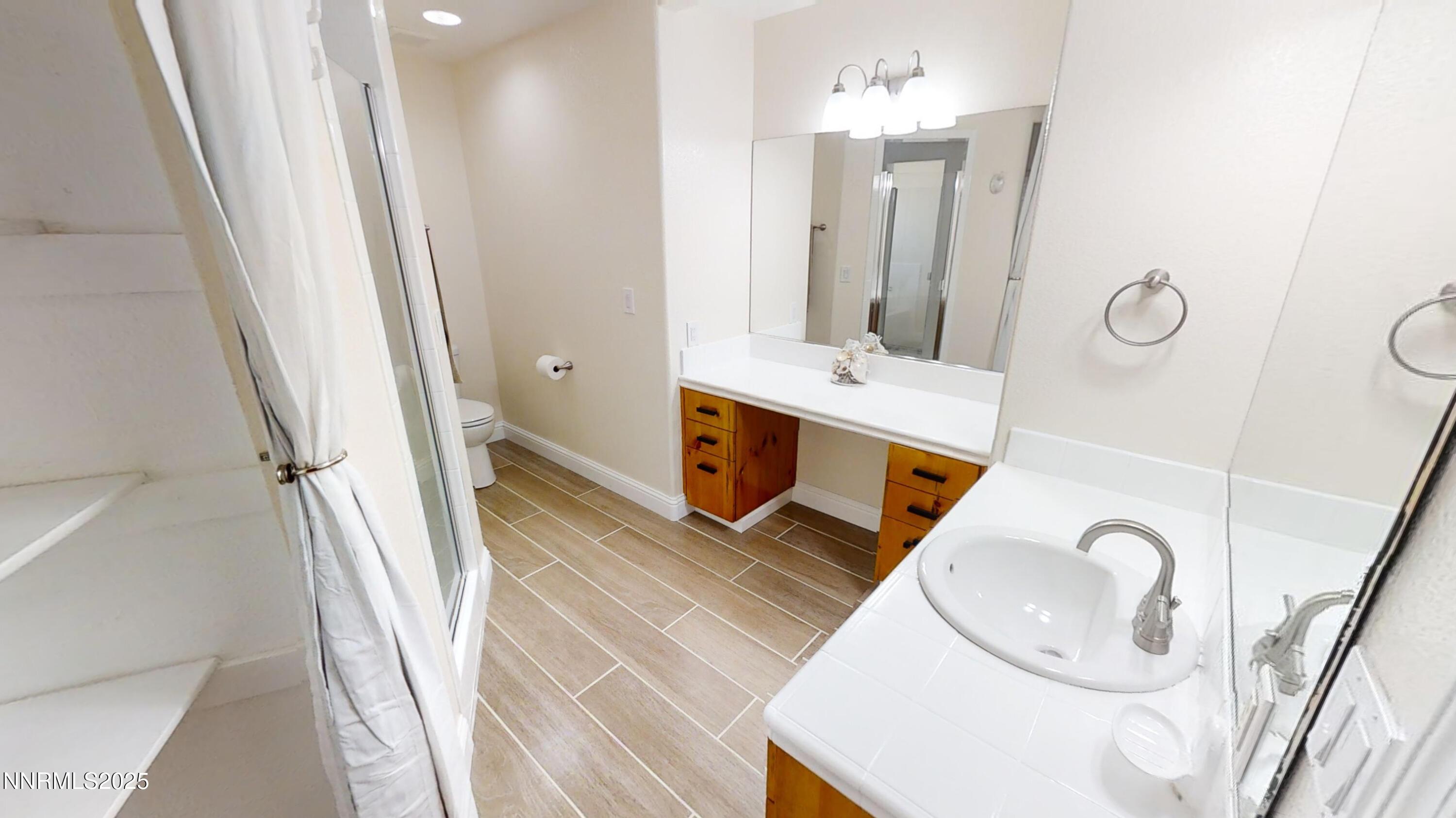 Sparks, Nevada, 89434, United States, 4 Bedrooms Bedrooms, ,4 BathroomsBathrooms,Residential,For Sale,1925240