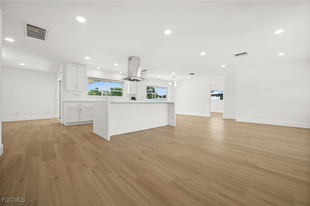 Cape Coral, Florida, 33904, United States, 4 Bedrooms Bedrooms, ,3 BathroomsBathrooms,Residential,For Sale,1975138