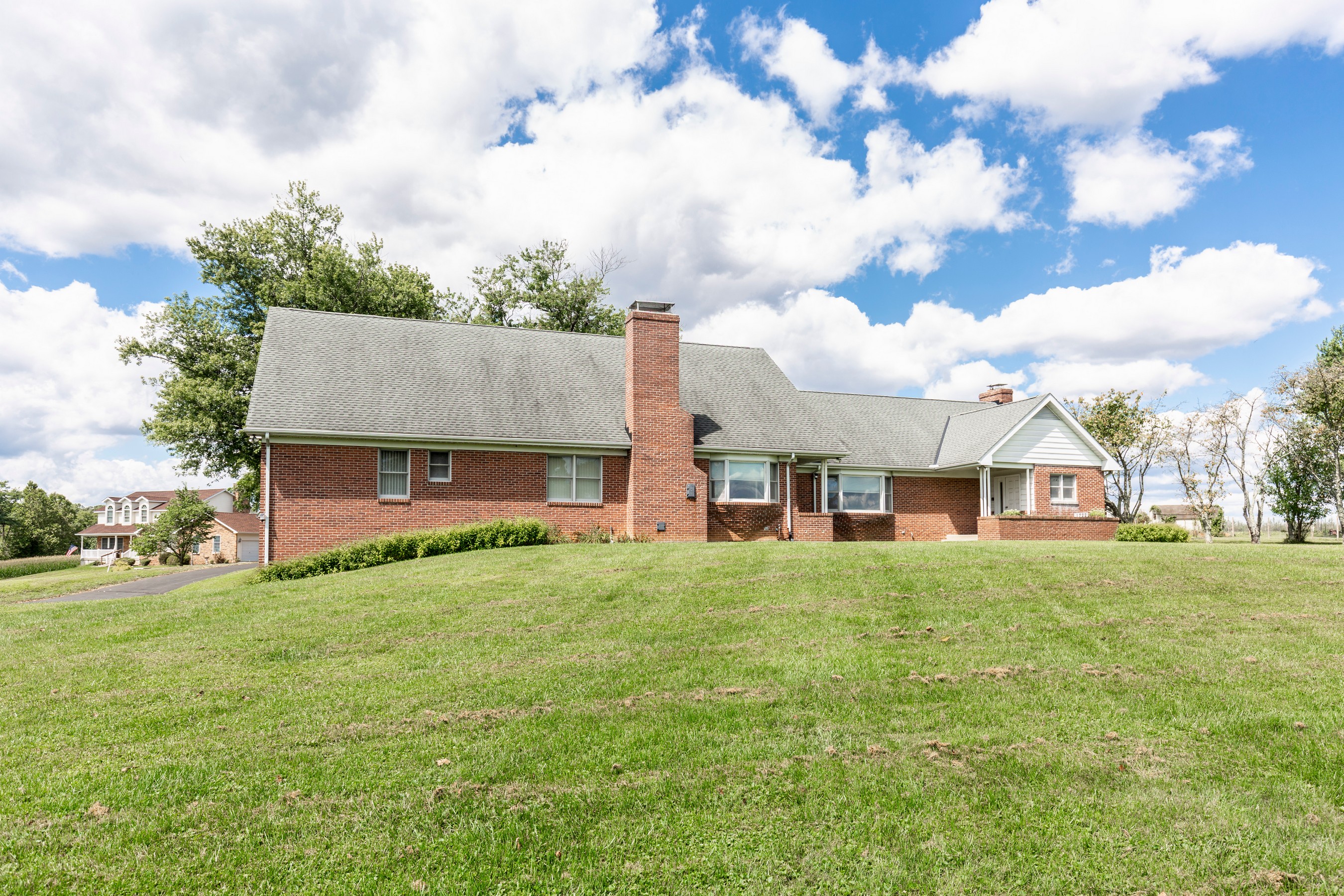  NONE AVAILABLE - 物件實景