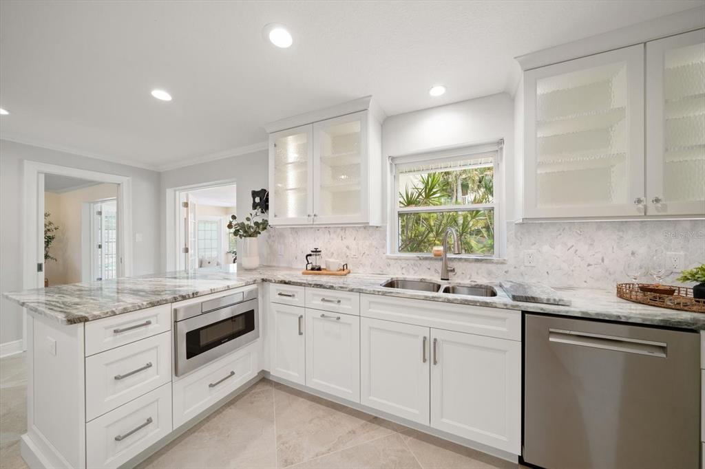 Belleair Beach, Florida, 33786, United States, 3 Bedrooms Bedrooms, ,2 BathroomsBathrooms,Residential,For Sale,1994358