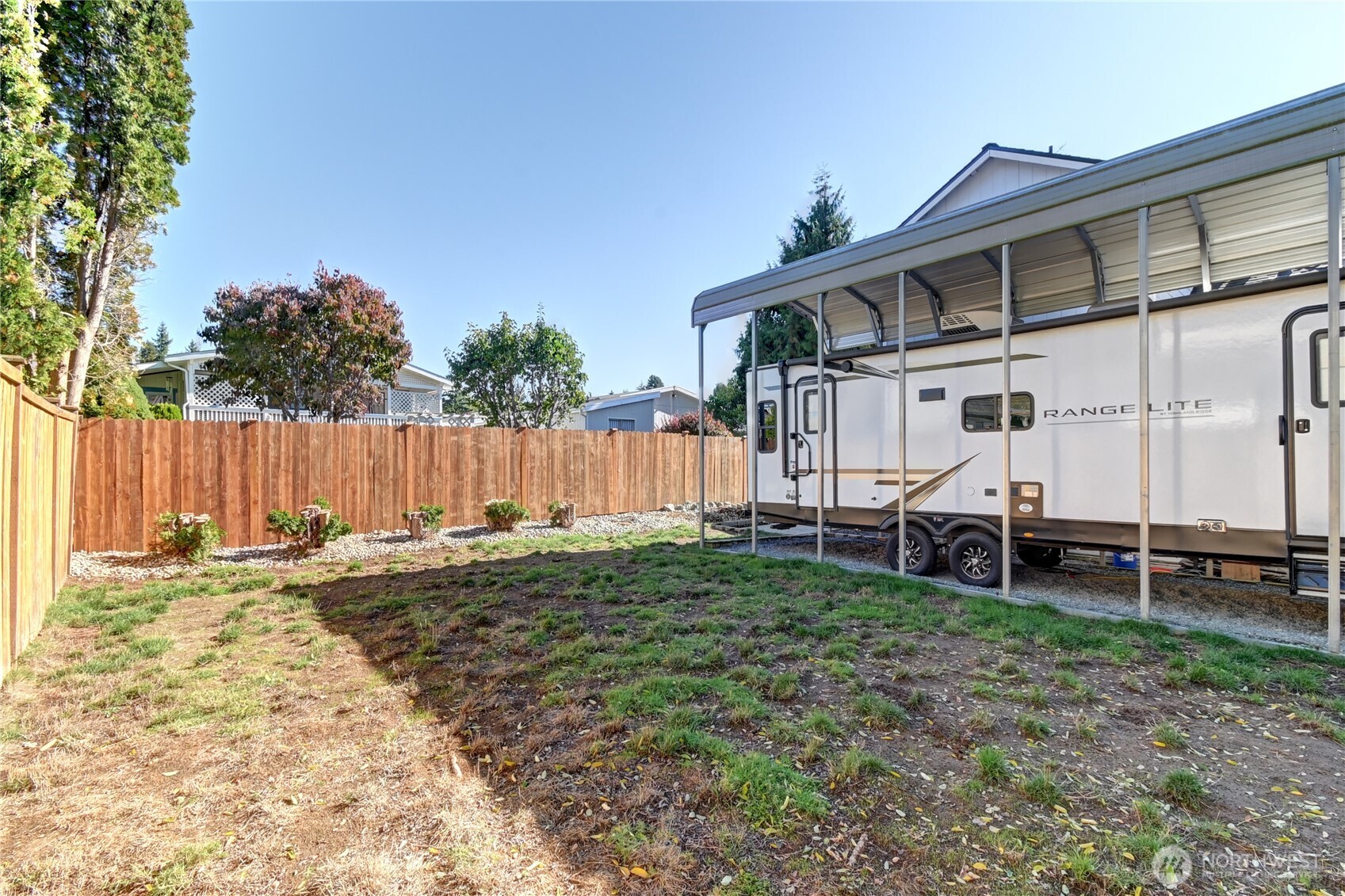 Everett, Washington, 98204, United States, 3 Bedrooms Bedrooms, ,3 BathroomsBathrooms,Residential,For Sale,1964050