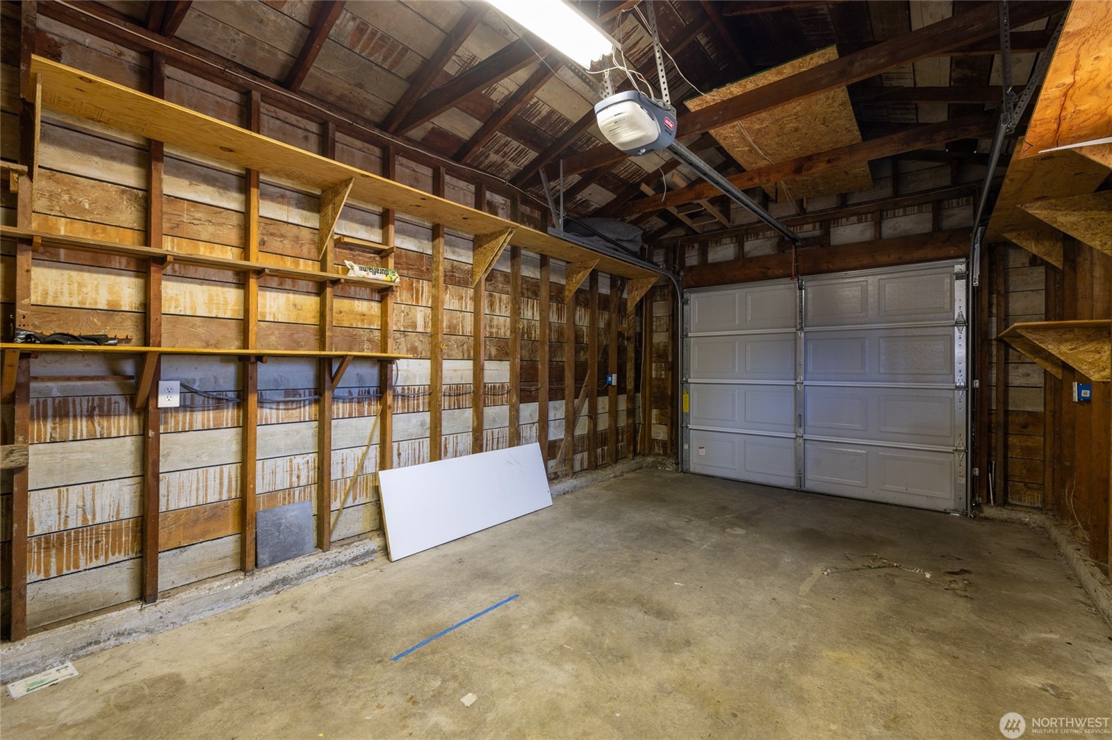 Seatac, Washington, 98188, United States, 3 Bedrooms Bedrooms, ,2 BathroomsBathrooms,Residential,For Sale,1905826