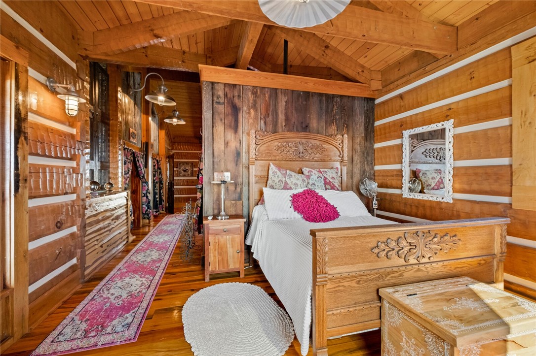 Eureka Springs, Arkansas, 72631, United States, ,Residential,For Sale,1837685