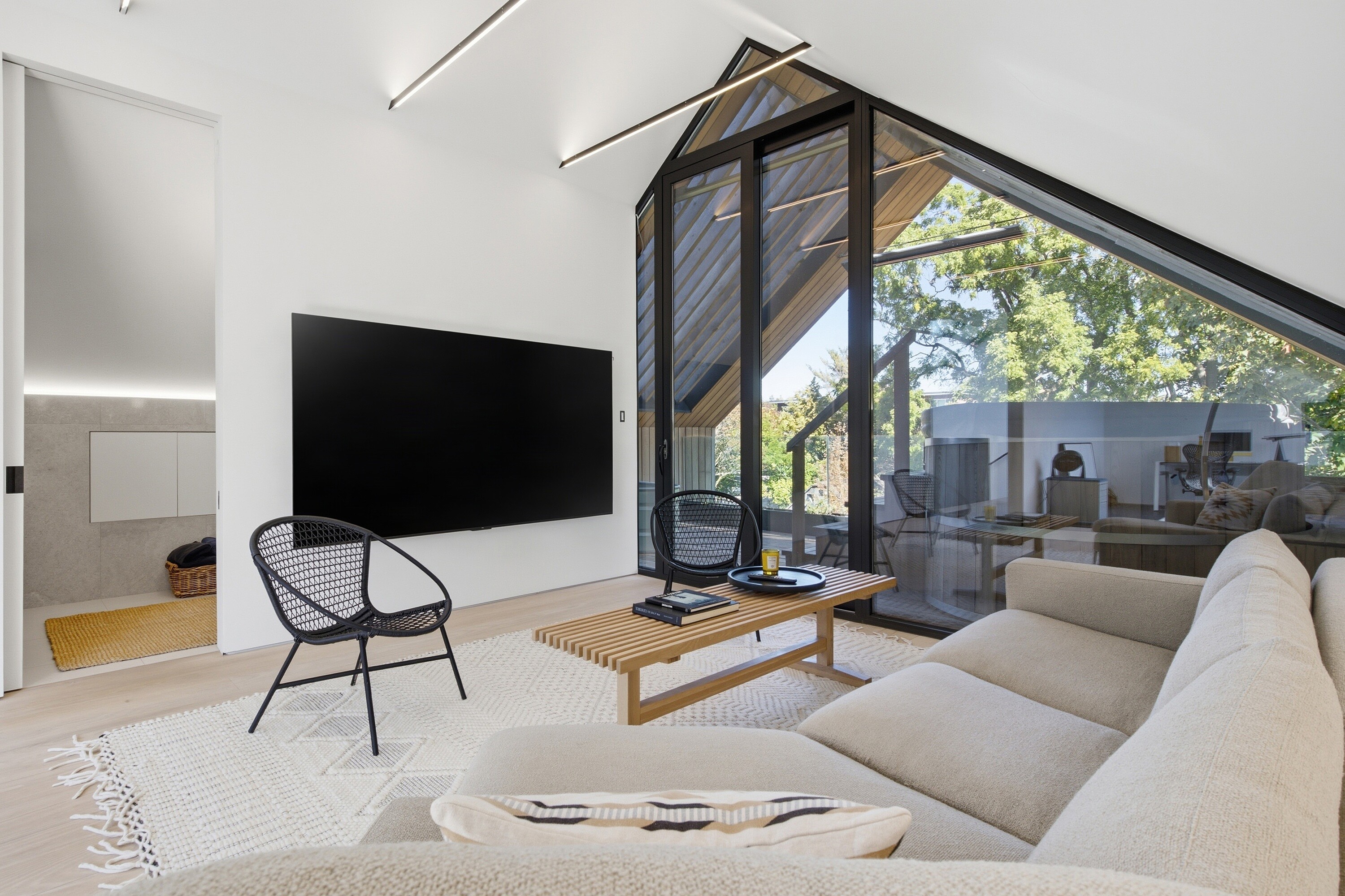  Modern Architectural Statement - 物件實景