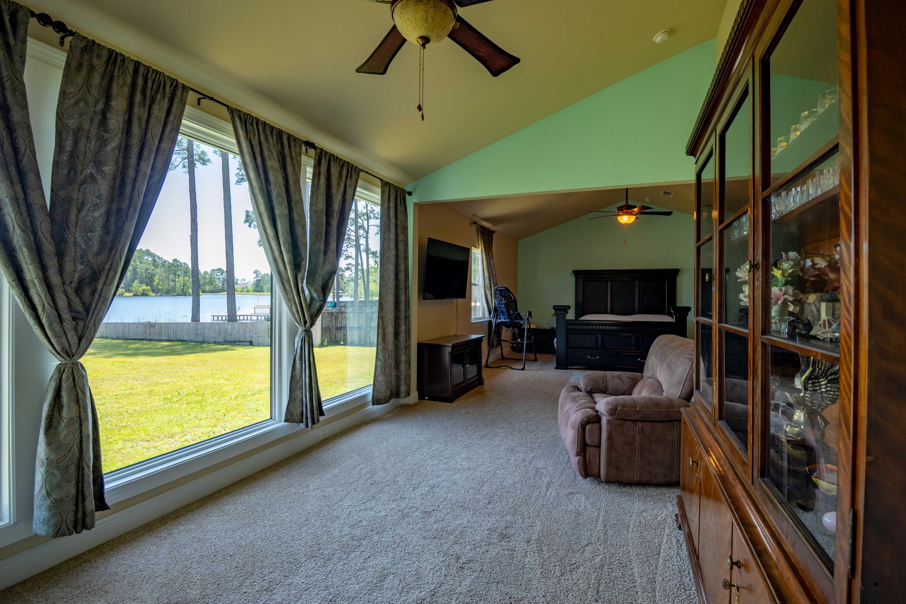 Crestview, Florida, 32539, United States, 3 Bedrooms Bedrooms, ,2 BathroomsBathrooms,Residential,For Sale,1879001