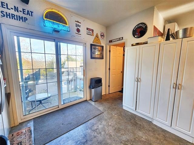 Cookson, Oklahoma, 74427, United States, 3 Bedrooms Bedrooms, ,2 BathroomsBathrooms,Residential,For Sale,2005296