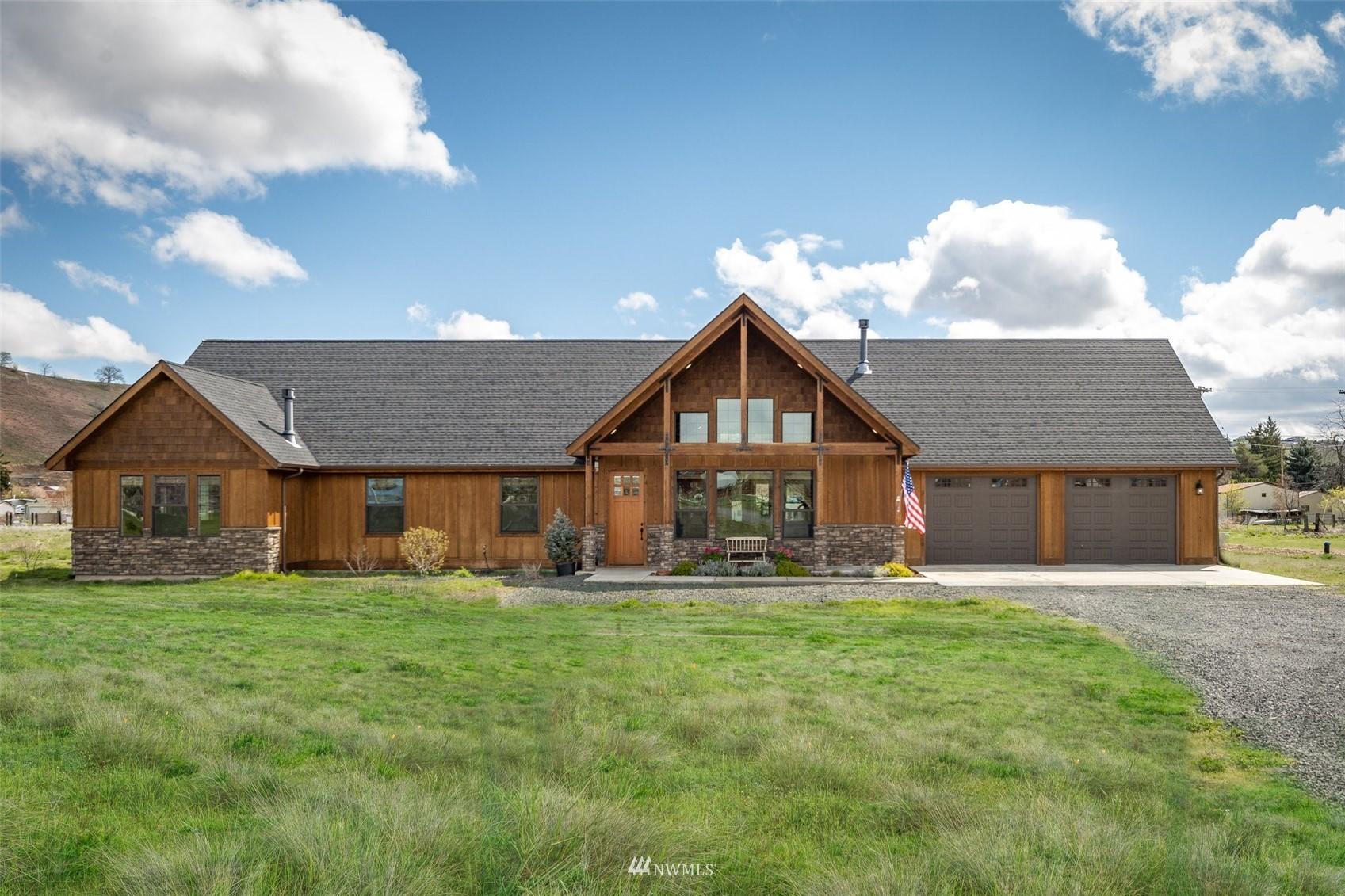 1618 MAPLEWAY ROAD, YAKIMA, Washington, 98908, United States, 3 Bedrooms Bedrooms, ,2 BathroomsBathrooms,Residential,For Sale,1618 MAPLEWAY ROAD,1461137