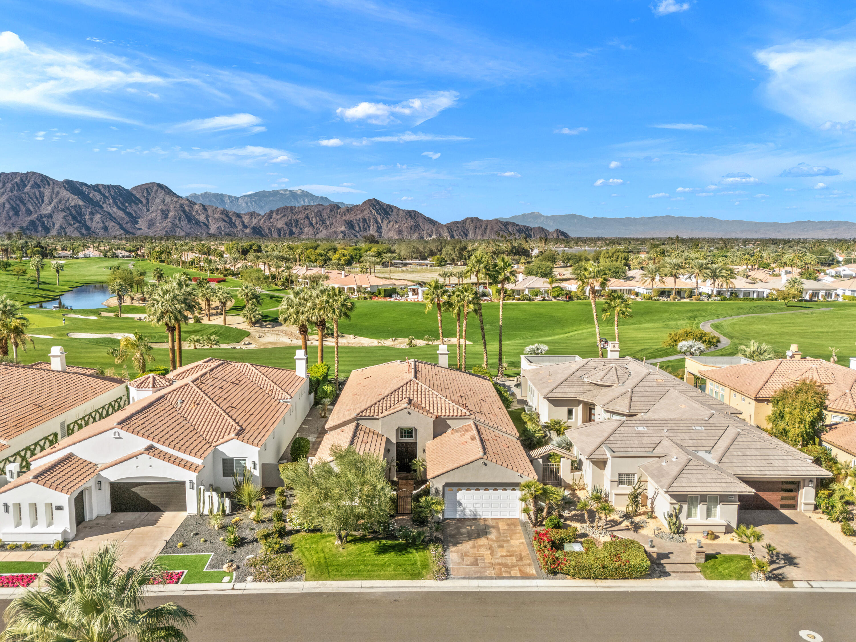 La Quinta, California, 92253, United States, 3 Bedrooms Bedrooms, ,4 BathroomsBathrooms,Residential,For Sale,2002197